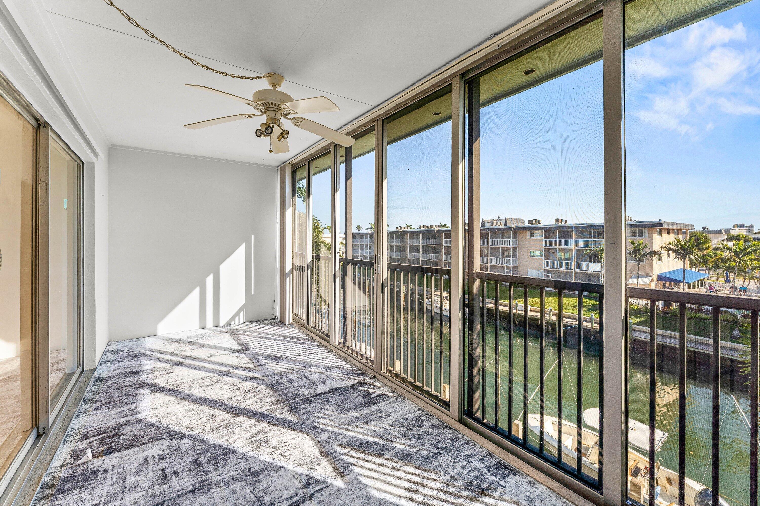 HAMPTON HOUSE CONDO - Residential