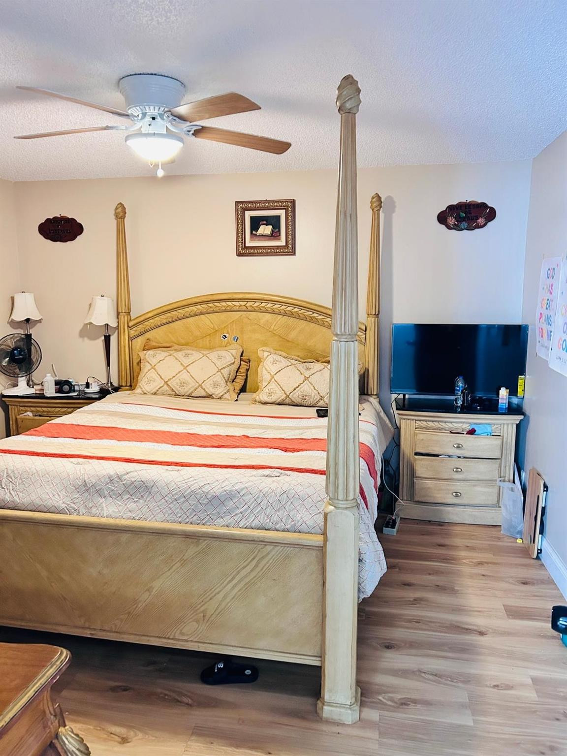 WOODLAKES ISLES - Residential