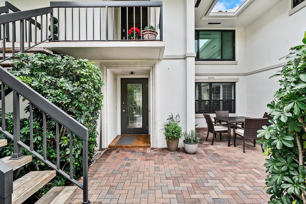 Photo of 10171 Quail Covey Road #Hibiscus N, Boynton Beach, FL 33436 (MLS # R11154005)