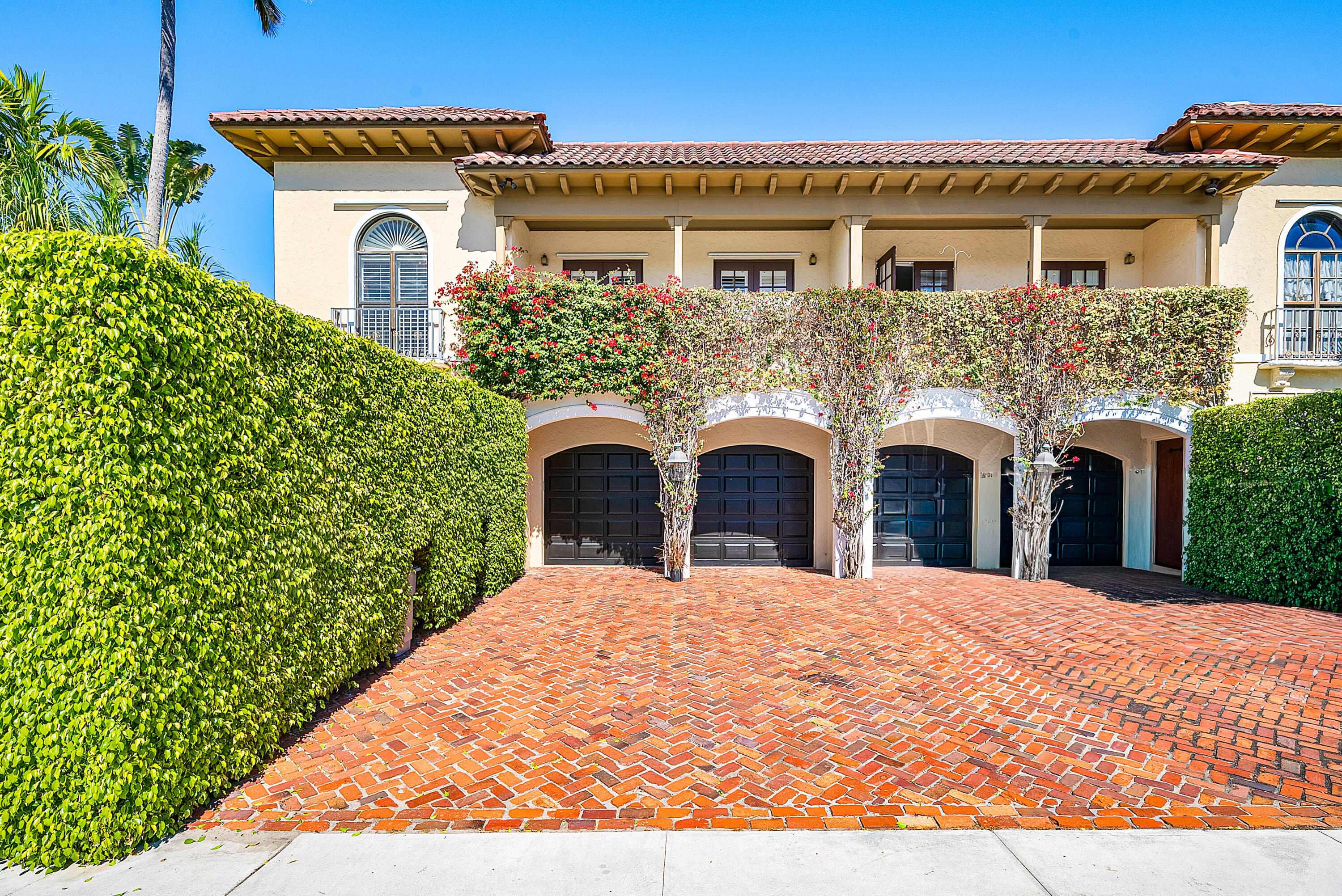 245 Brazilian Avenue