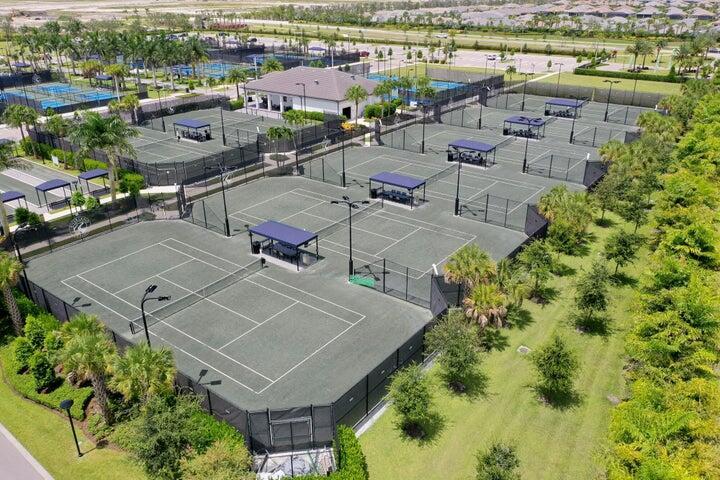 Valencia Parc at Riverland - Residential