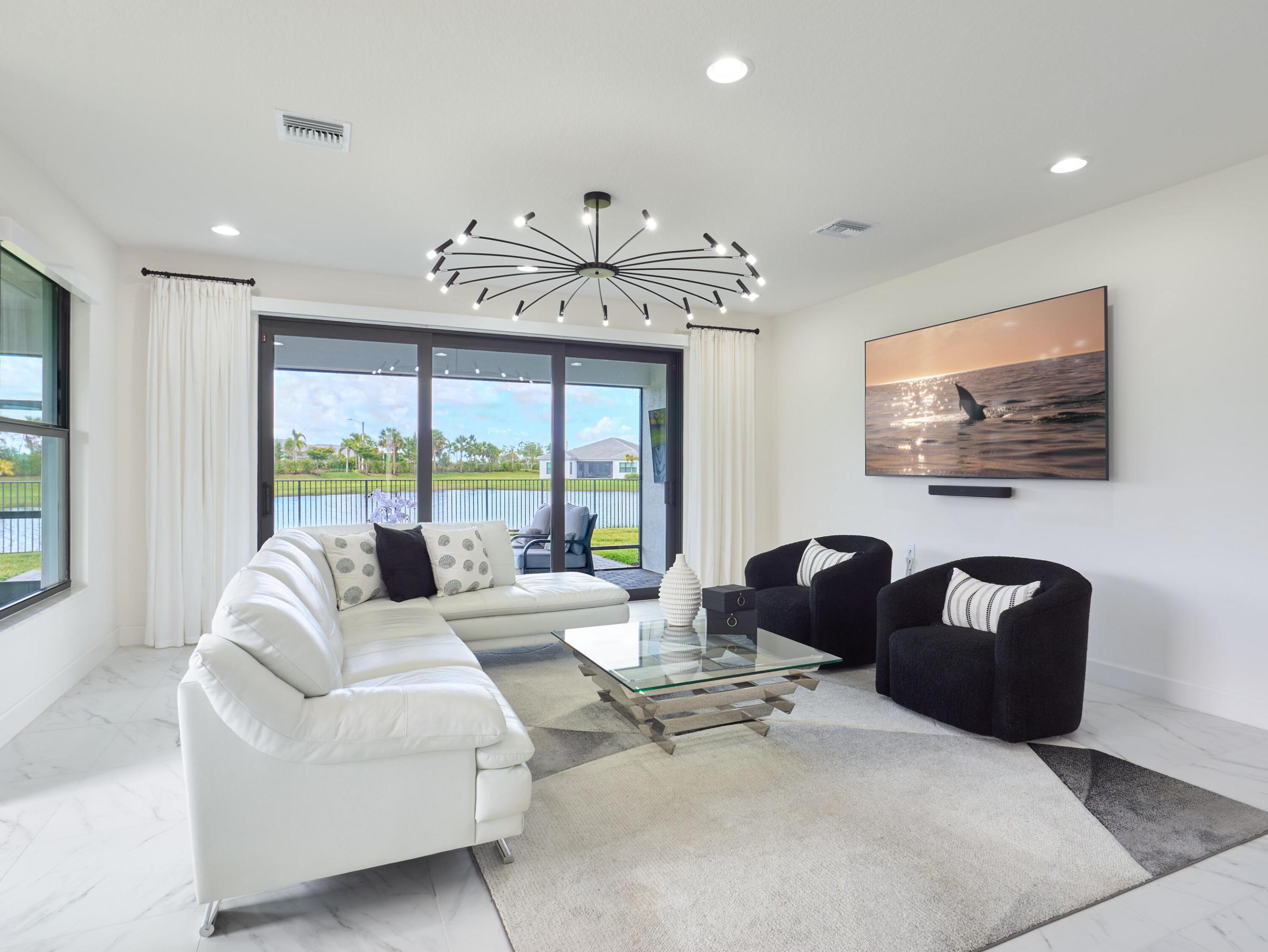 Valencia Parc at Riverland - Residential