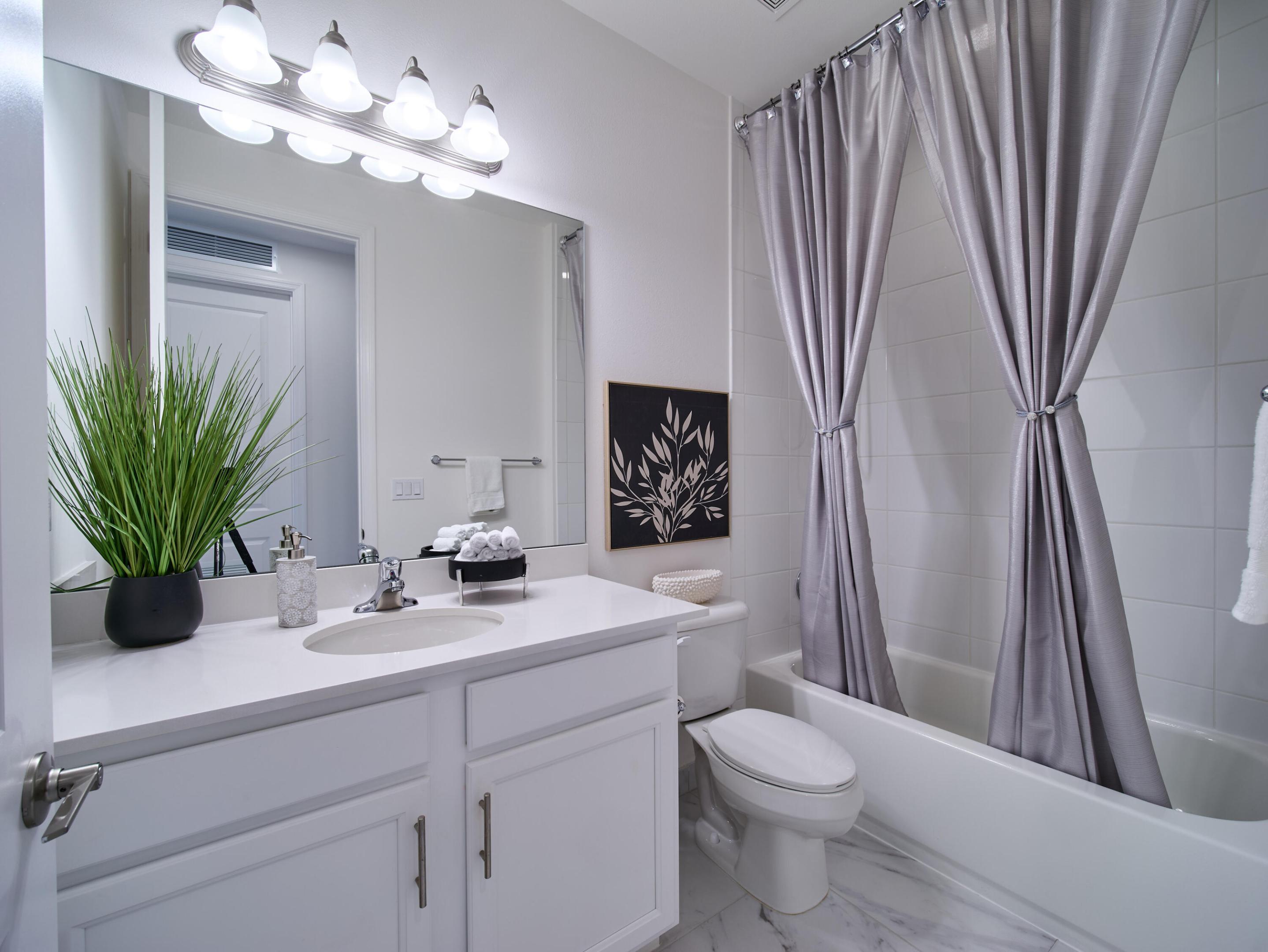 Valencia Parc at Riverland - Residential