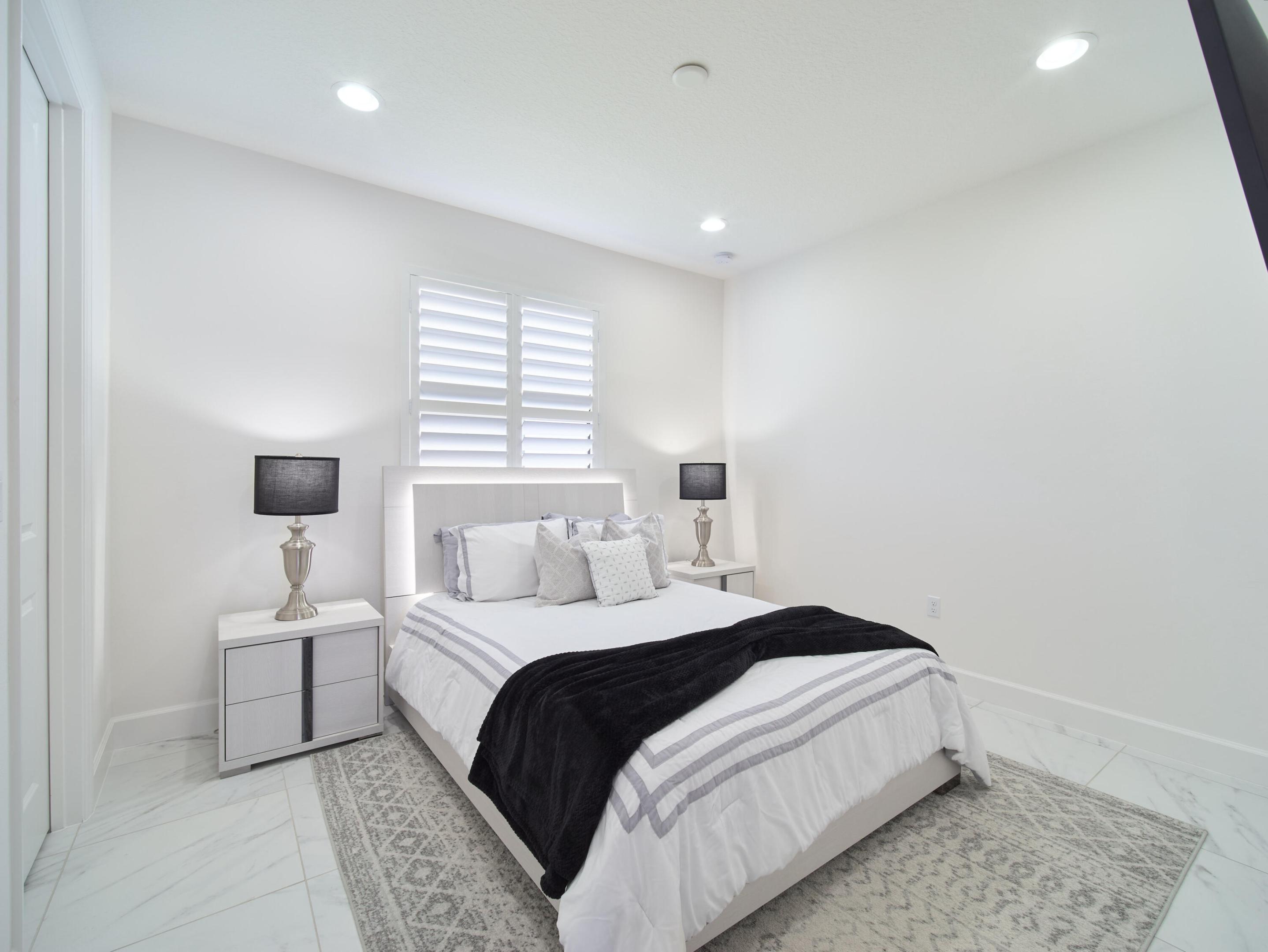 Valencia Parc at Riverland - Residential