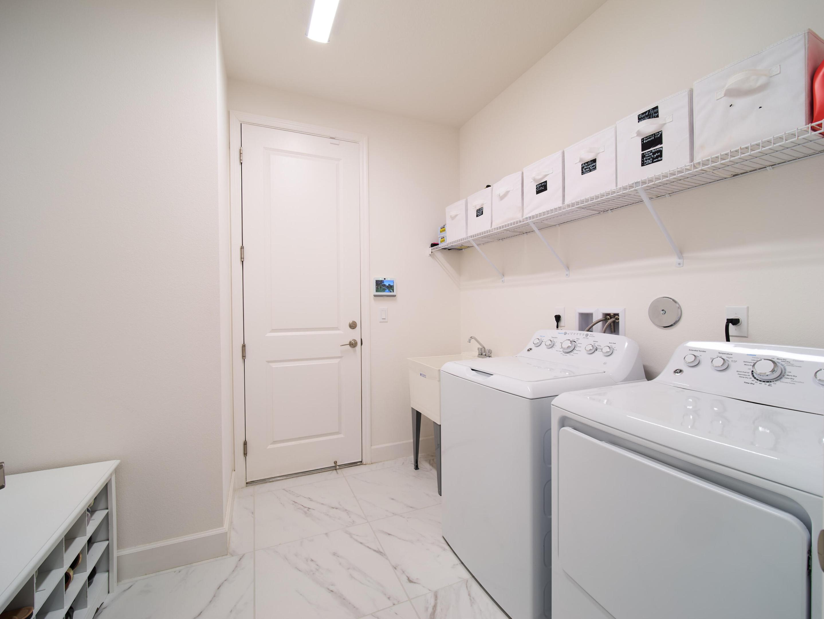 Valencia Parc at Riverland - Residential