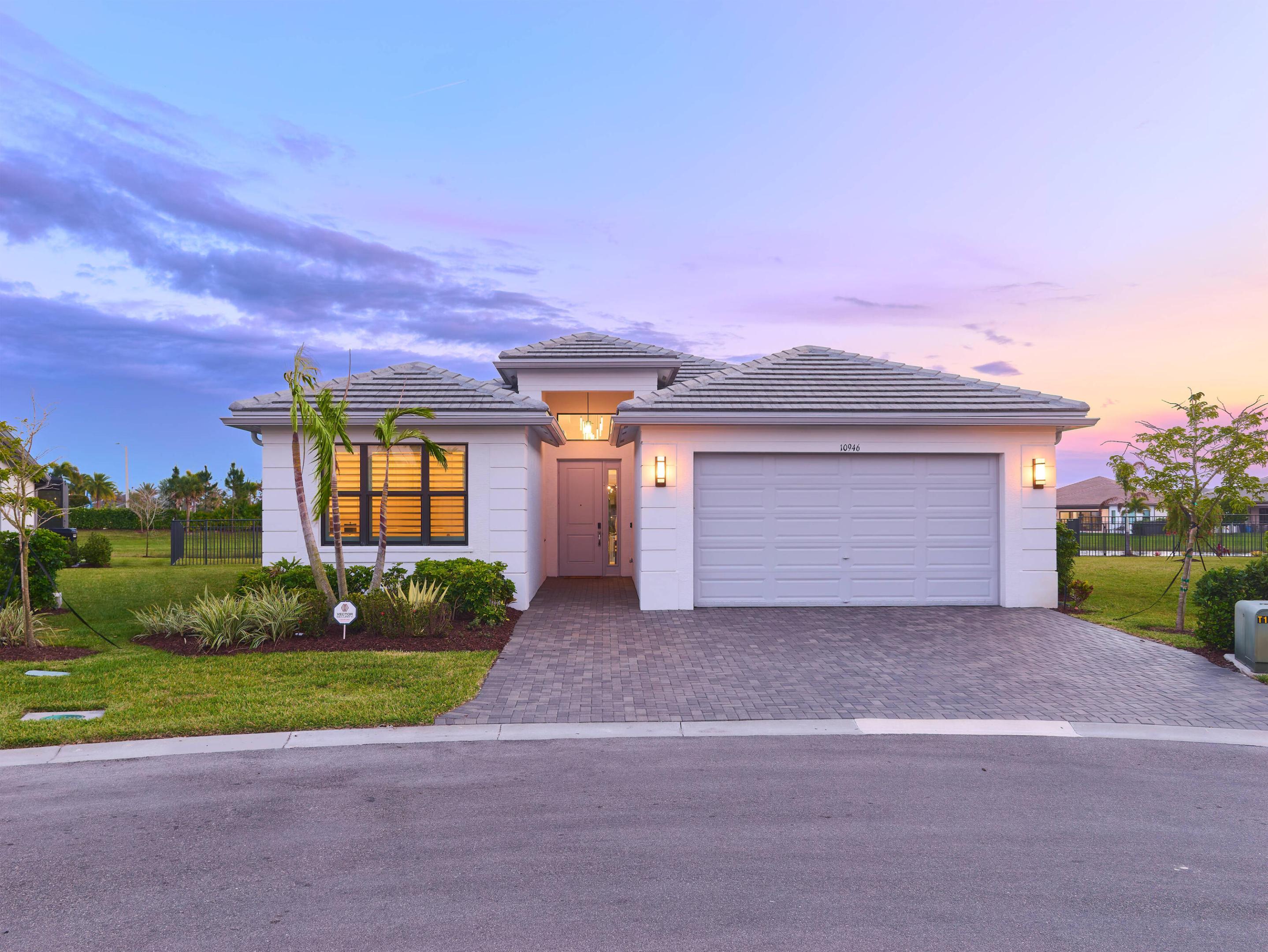Valencia Parc at Riverland - Residential