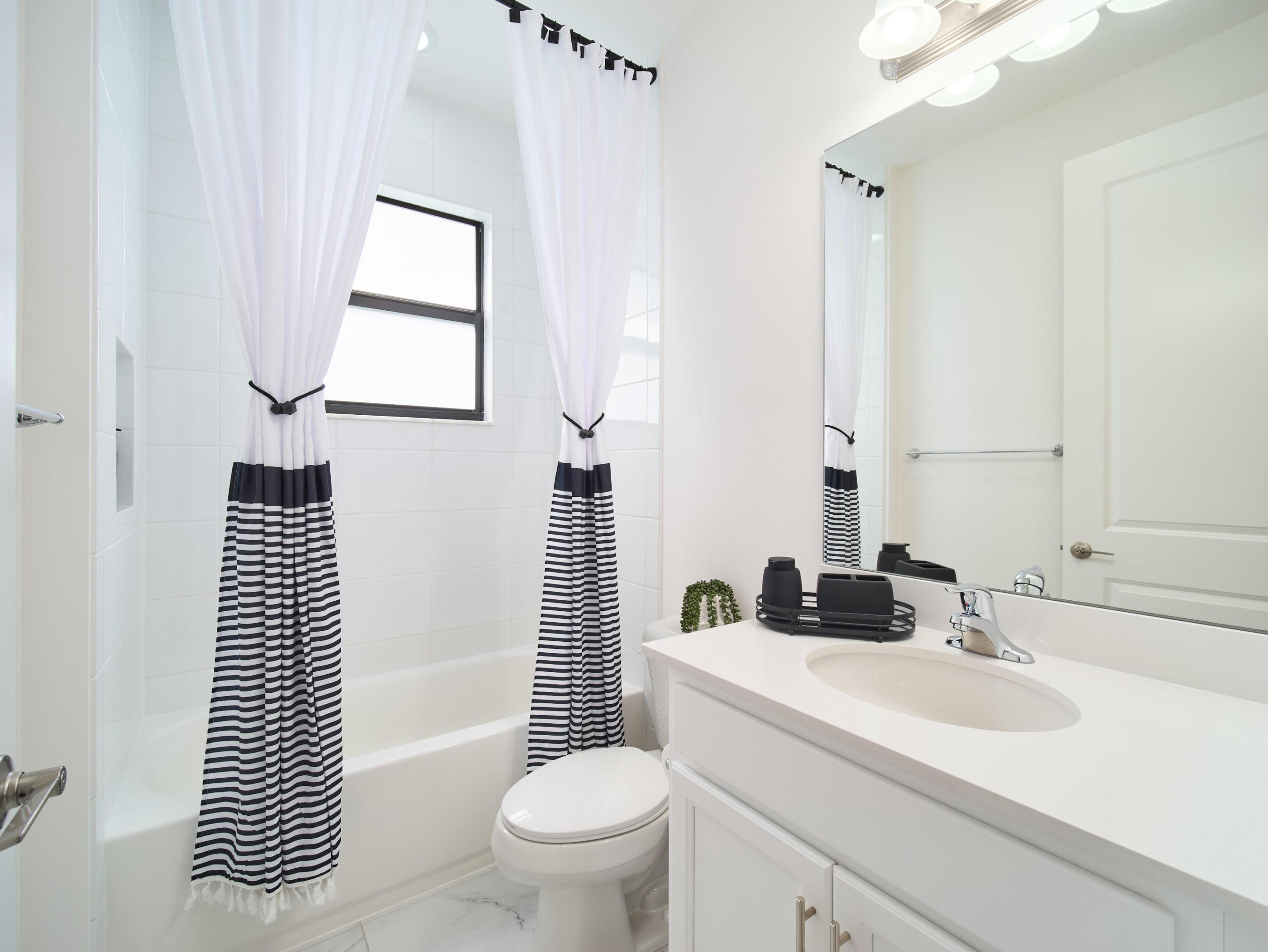 Valencia Parc at Riverland - Residential