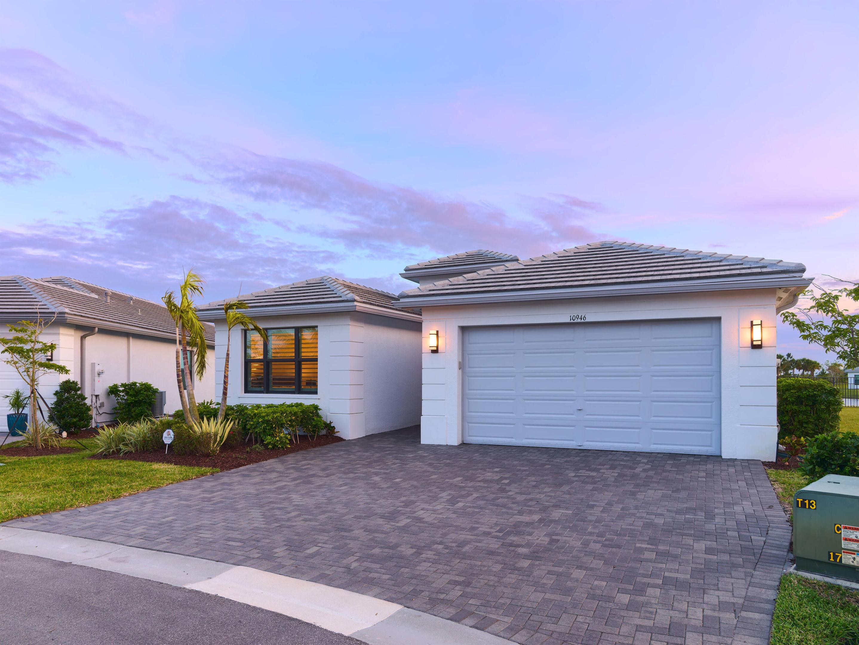 Valencia Parc at Riverland - Residential