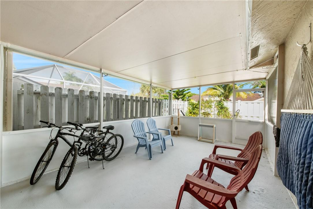 Crystal Key Pointe - Residential