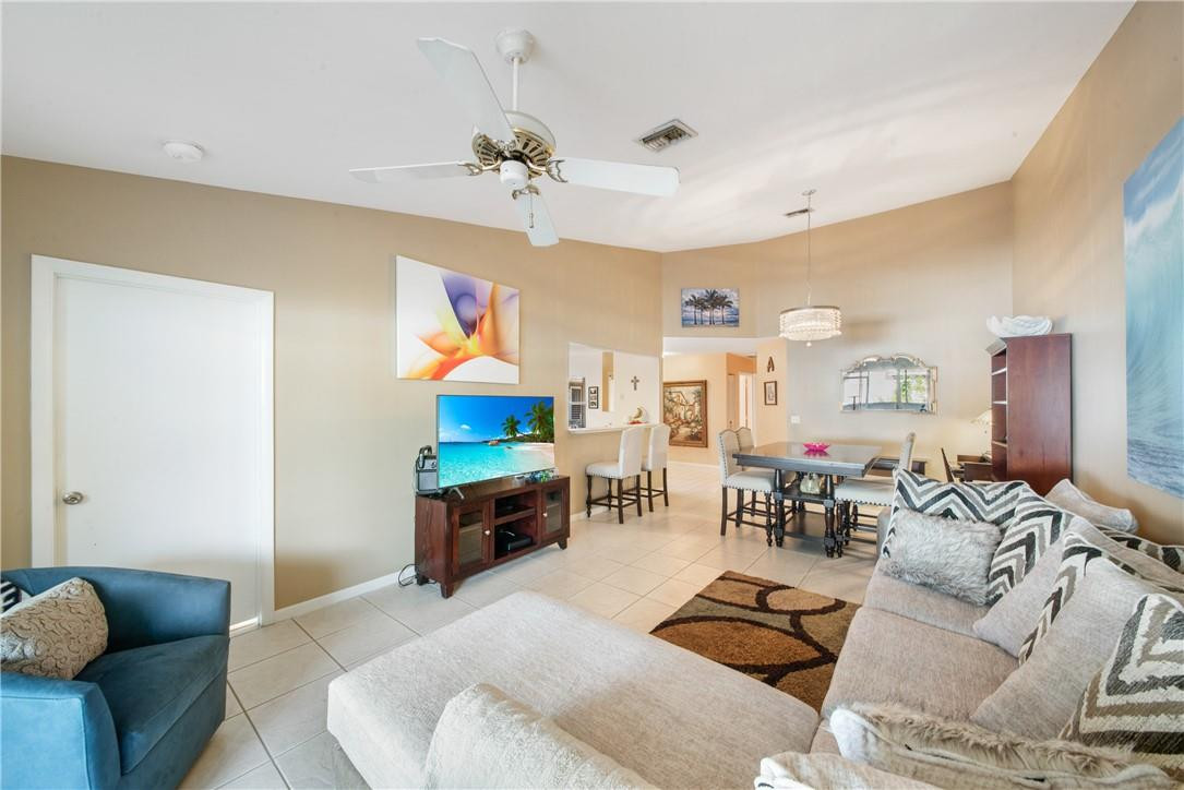 Crystal Key Pointe - Residential