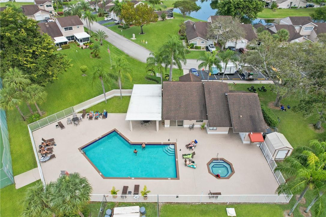 Crystal Key Pointe - Residential