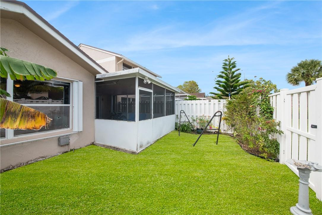 Crystal Key Pointe - Residential