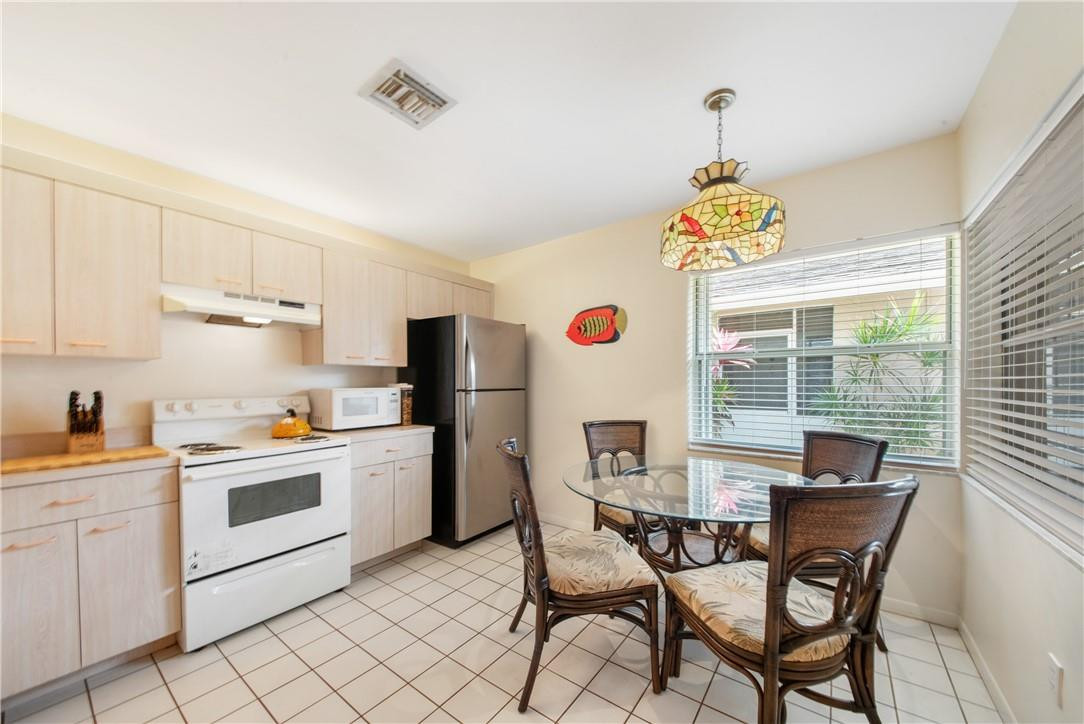 Crystal Key Pointe - Residential