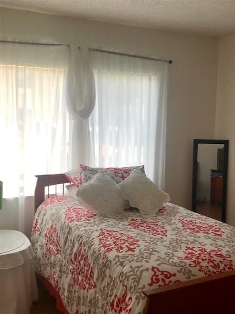 RACQUET CLUB APTS - Residential