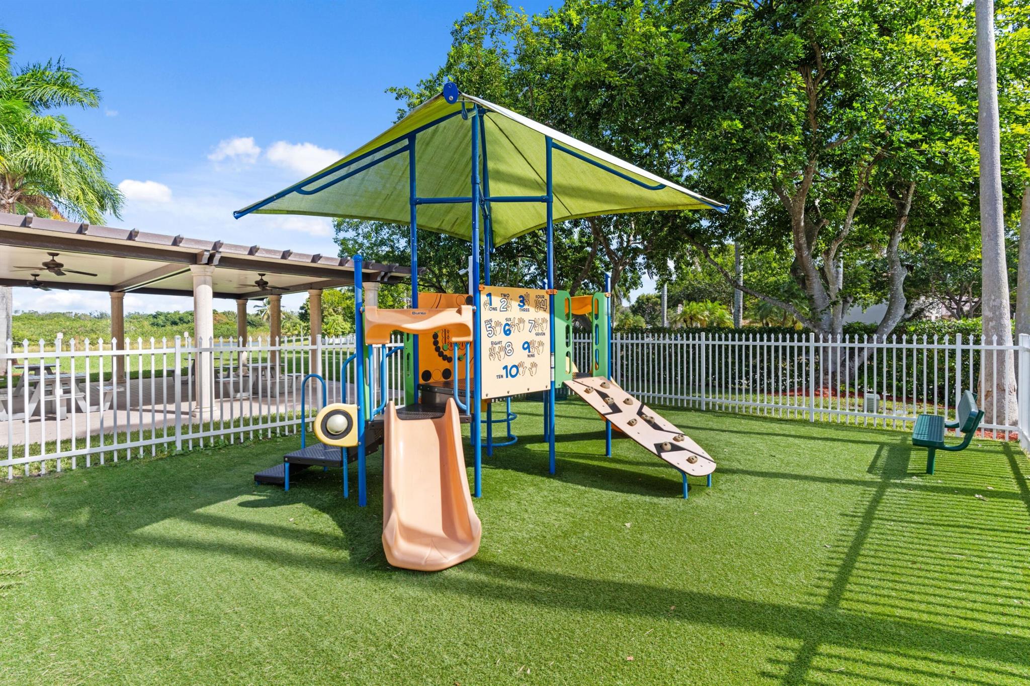 Canary Bay - Residential