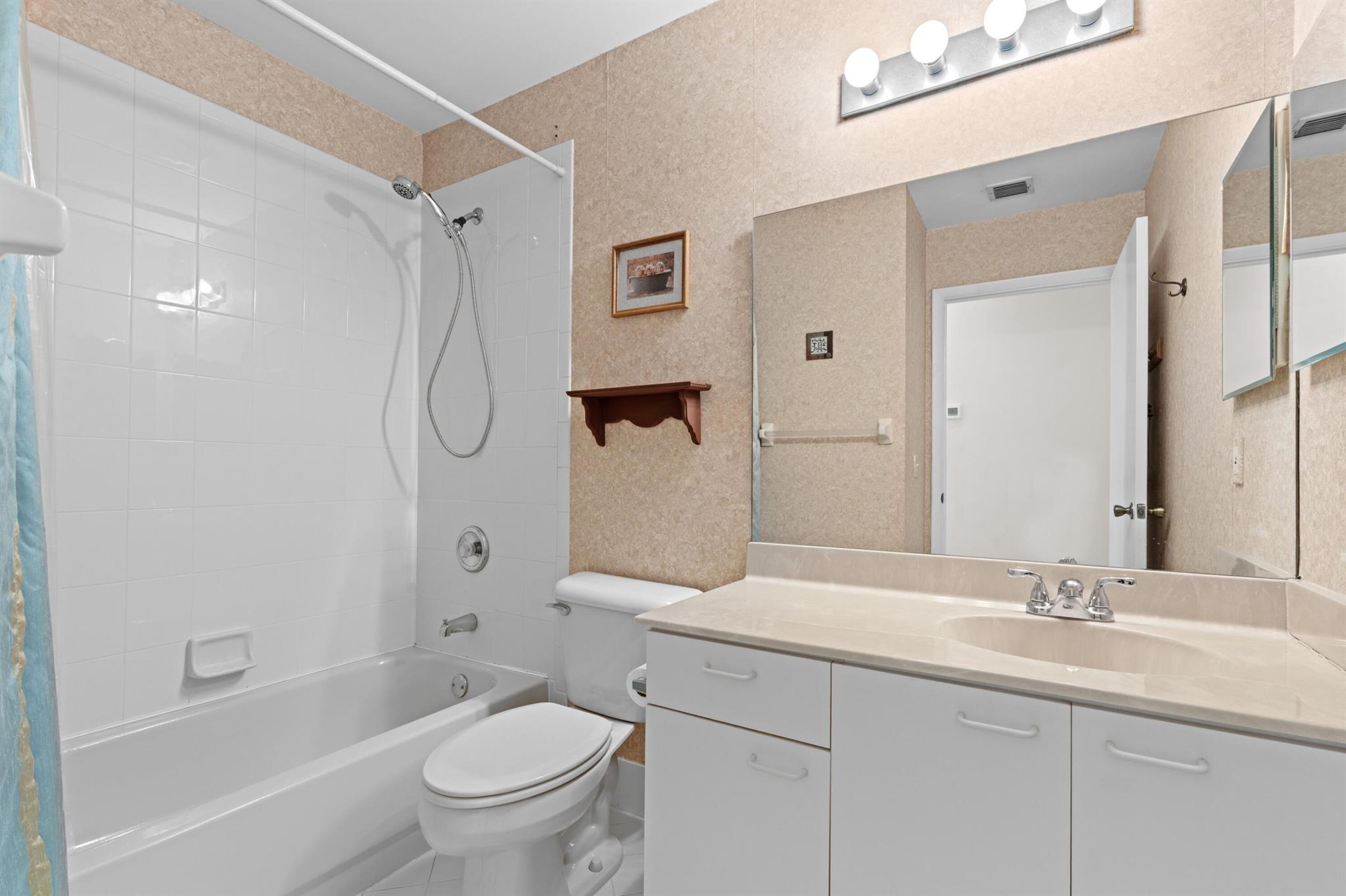 Canary Bay - Residential