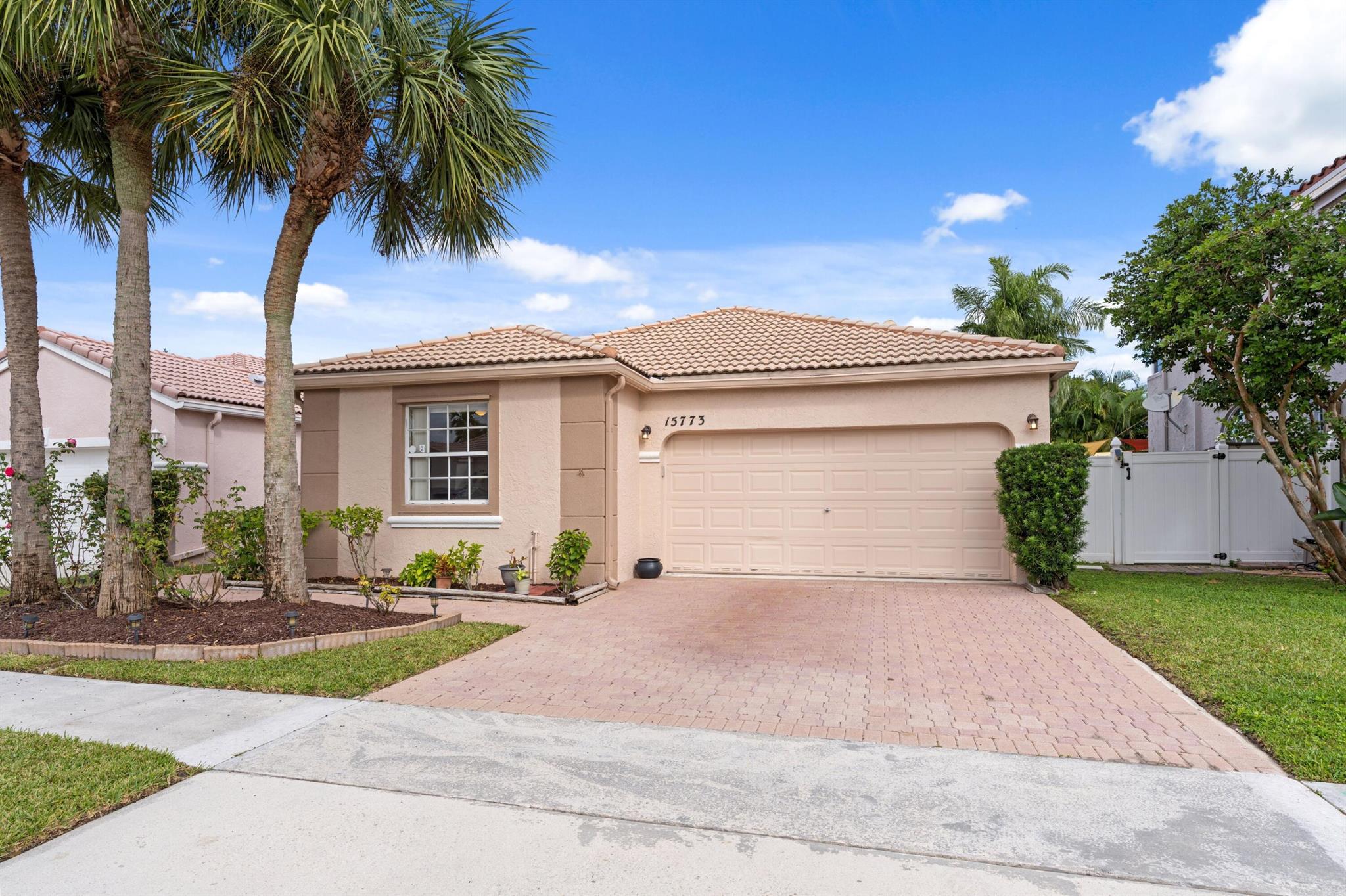 Canary Bay - Residential