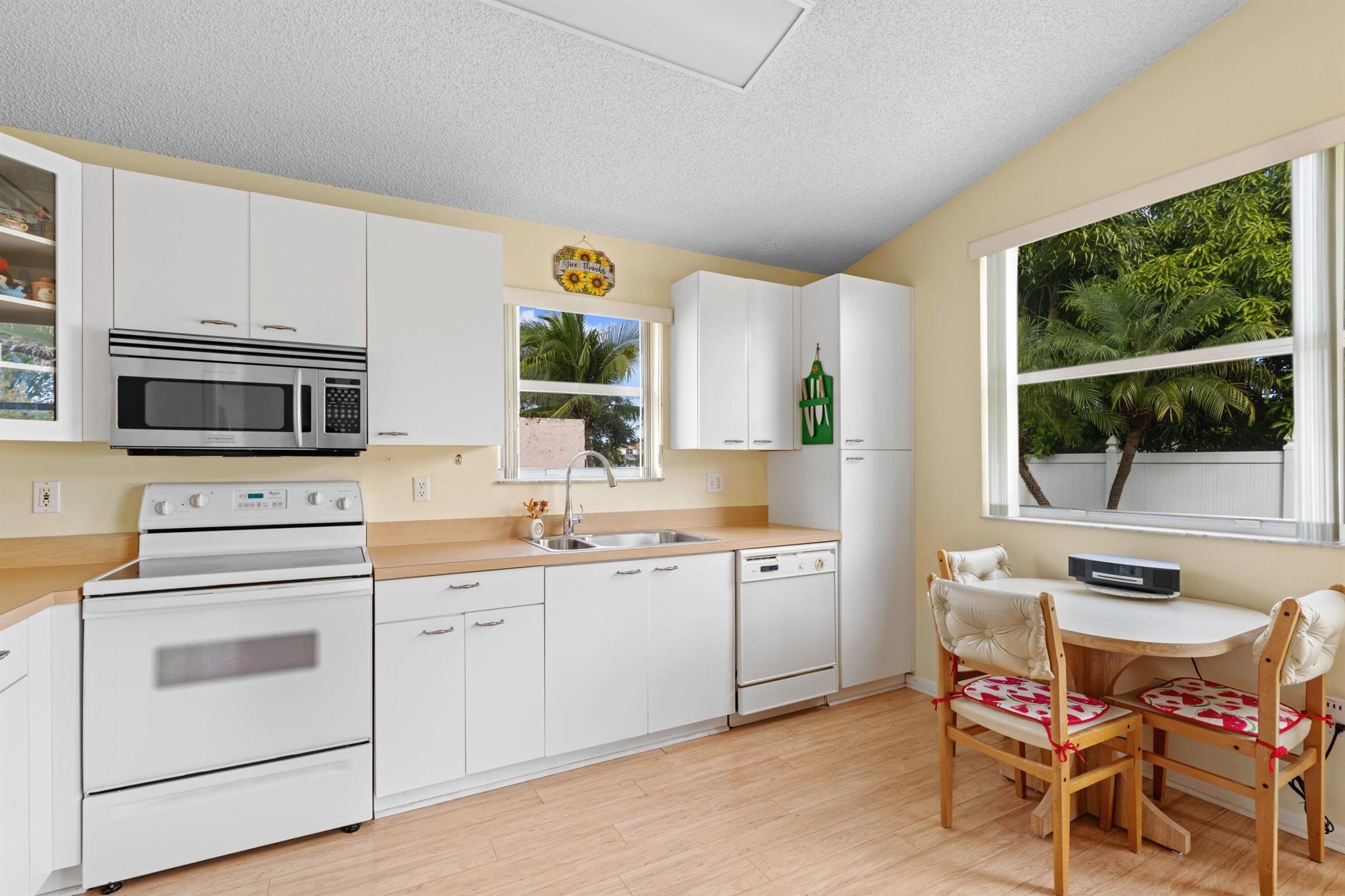 Canary Bay - Residential