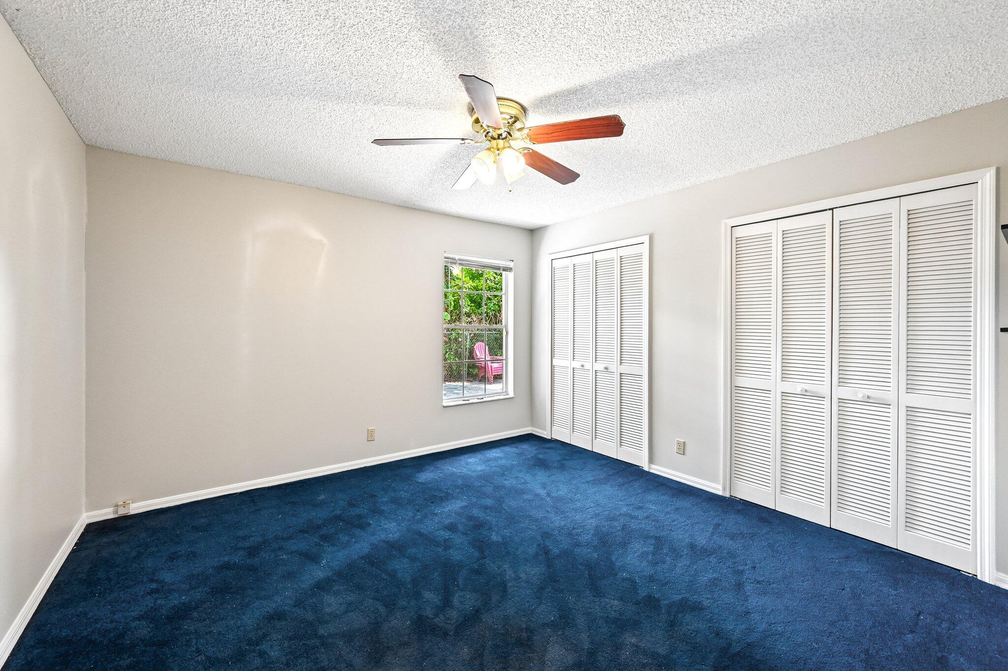 ROYAL PINES EST - Residential