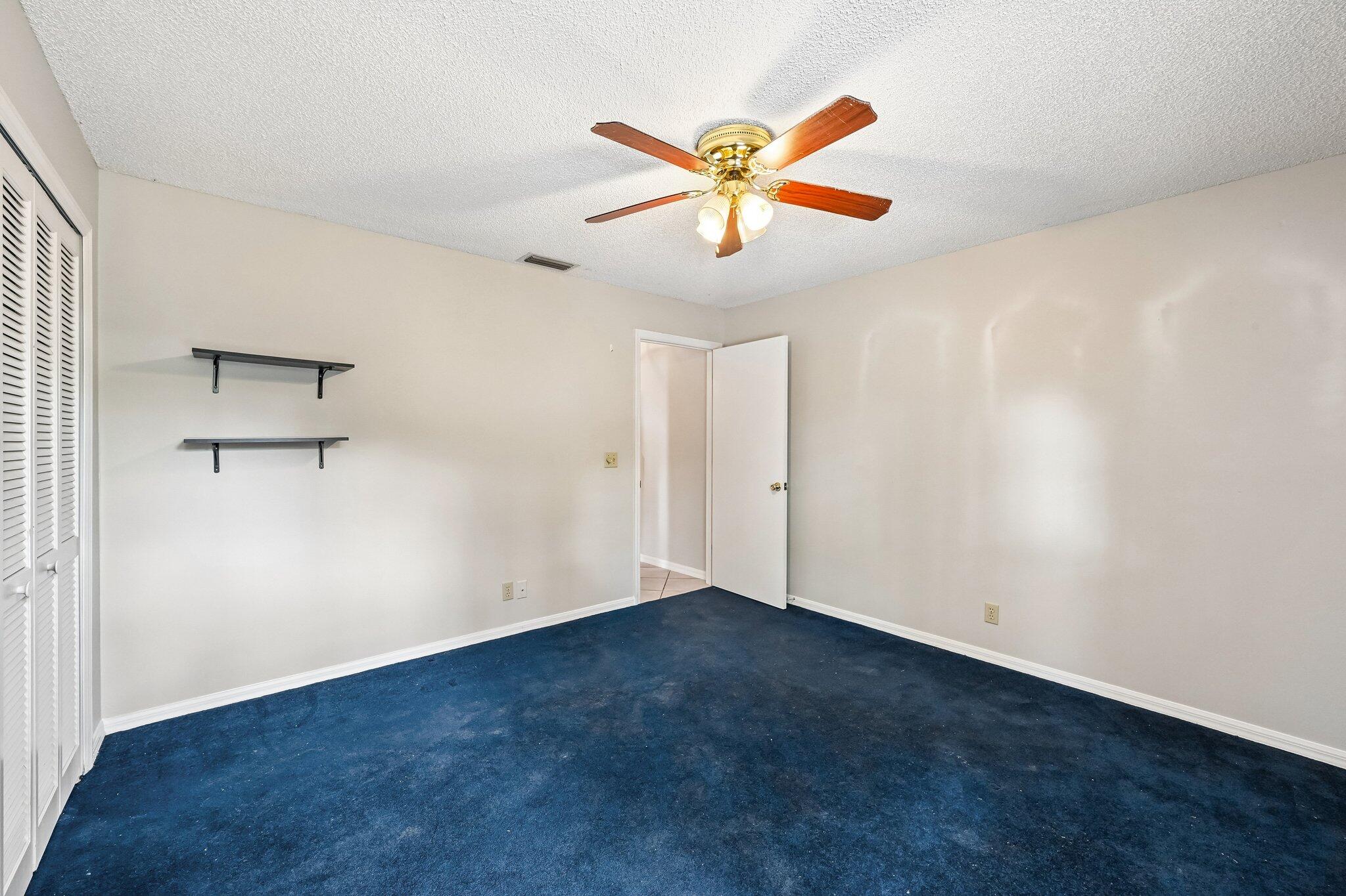 ROYAL PINES EST - Residential