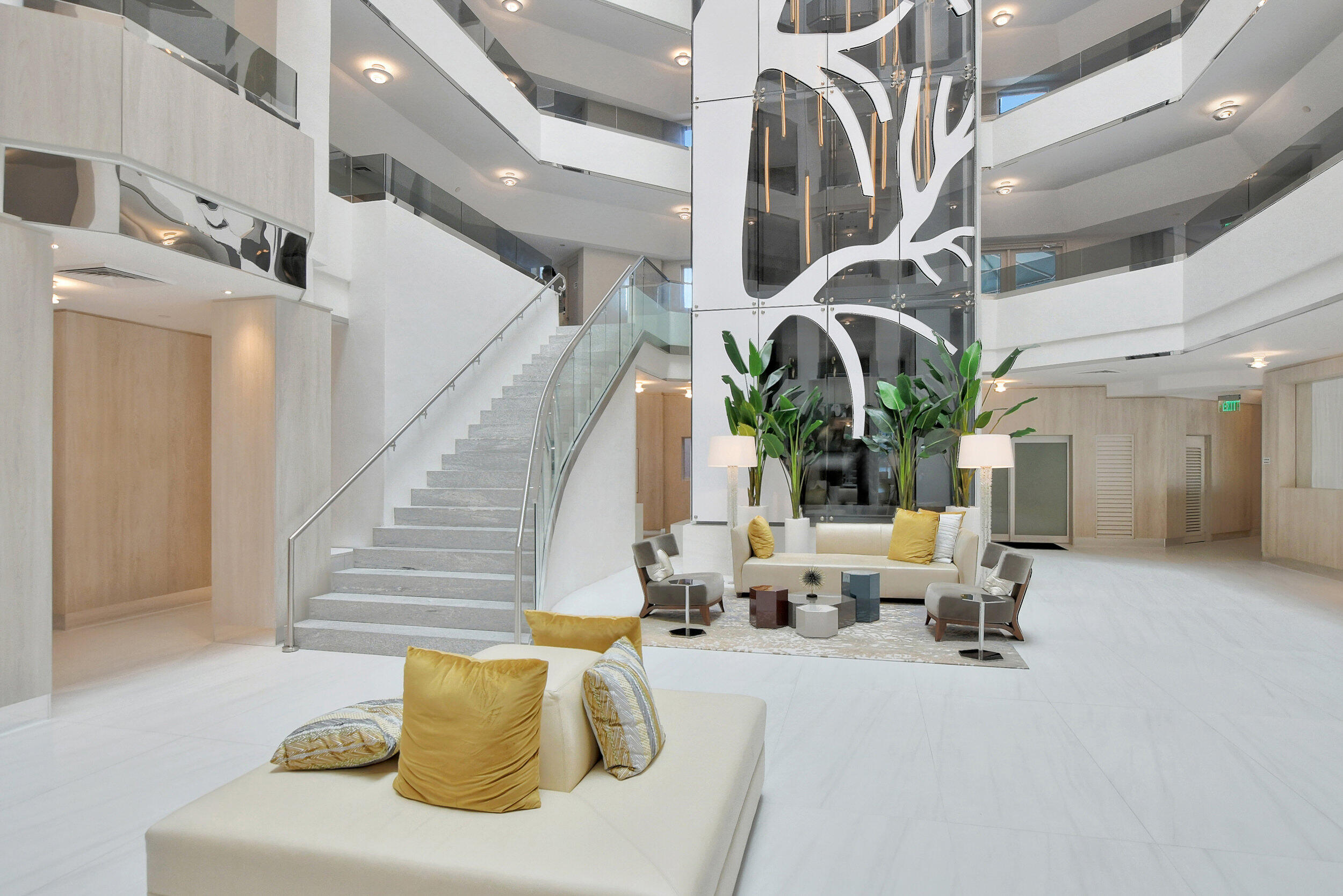 Mizner Tower - Residential