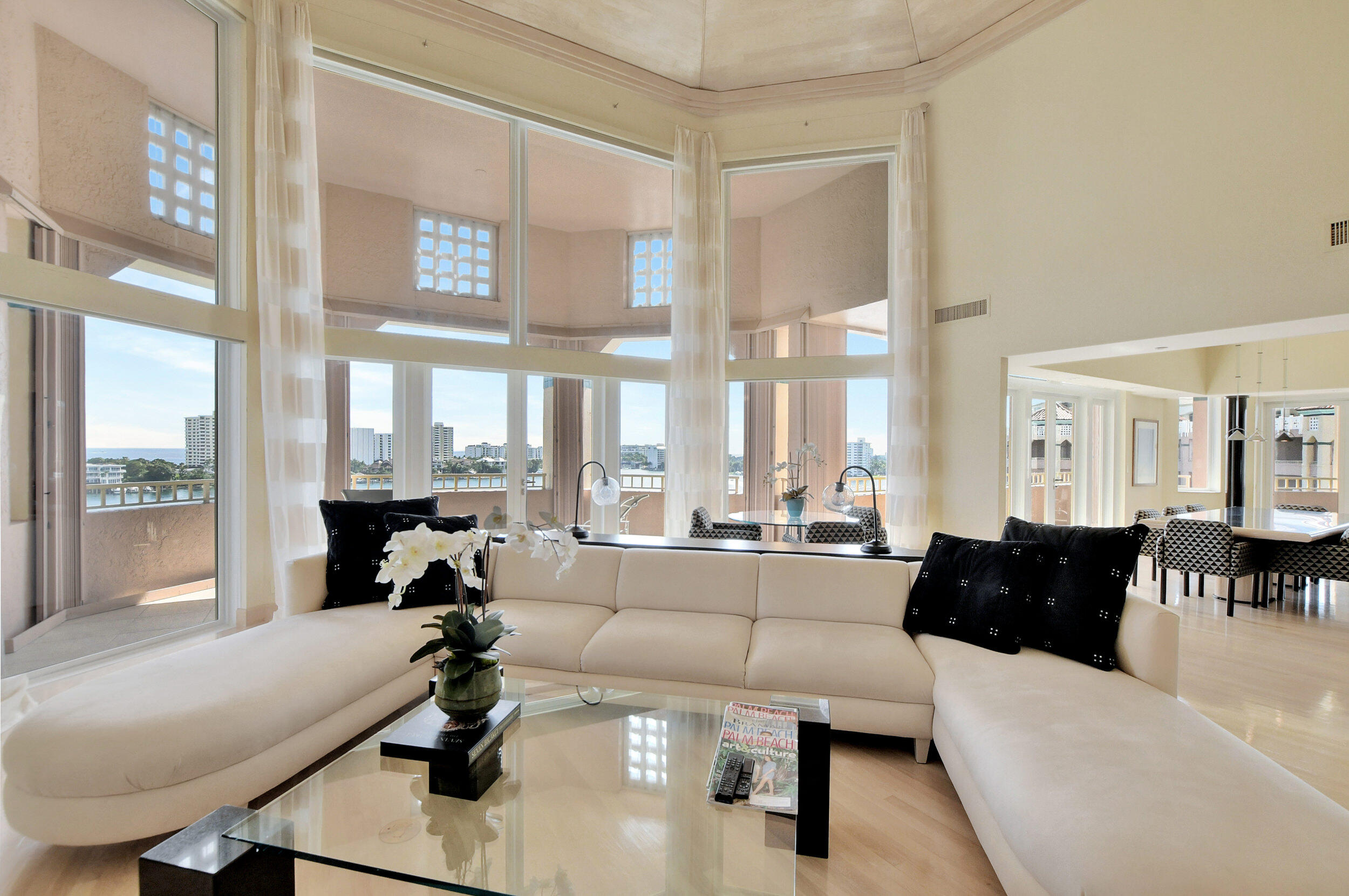 Mizner Tower - Residential