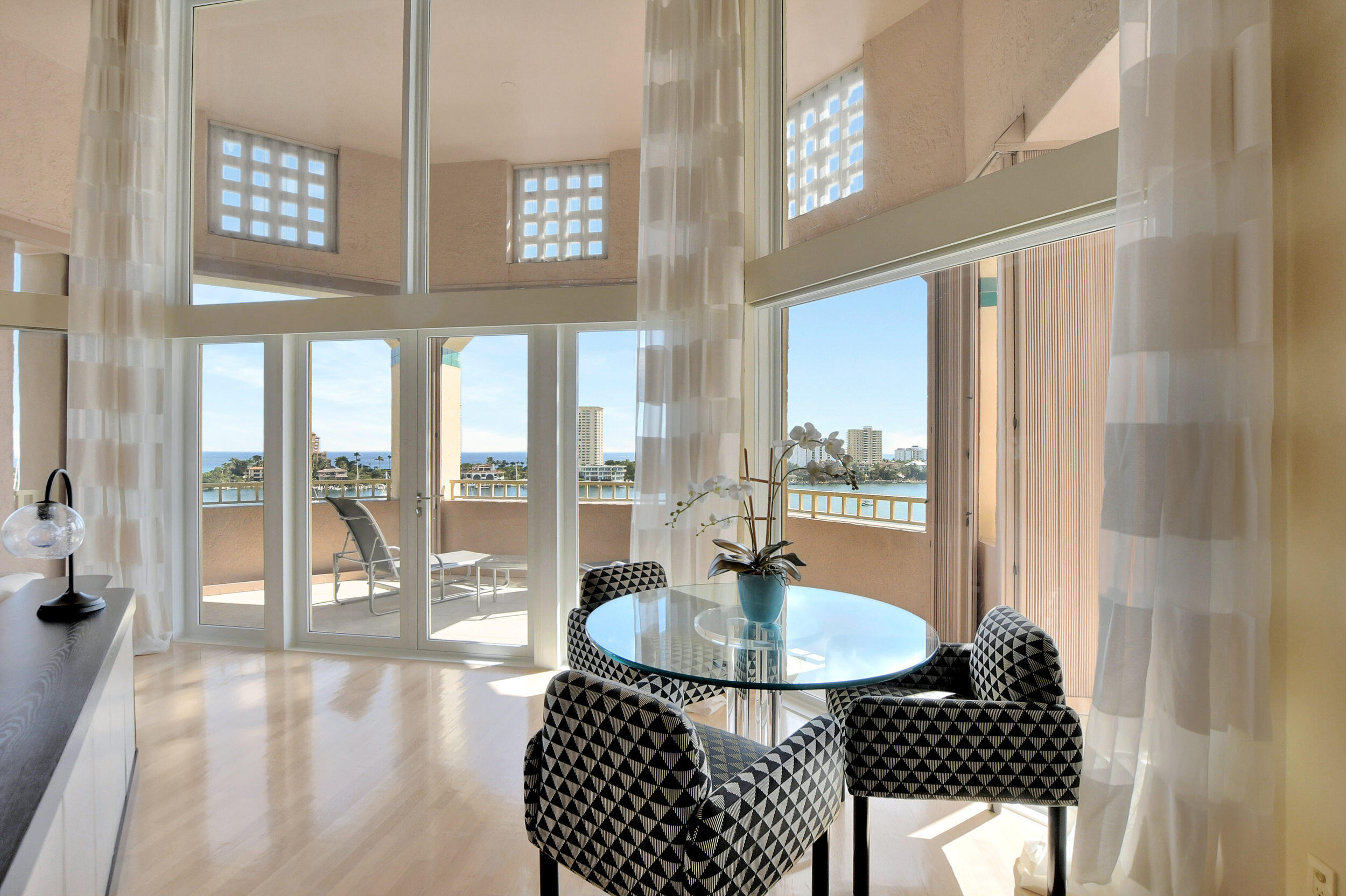 Mizner Tower - Residential