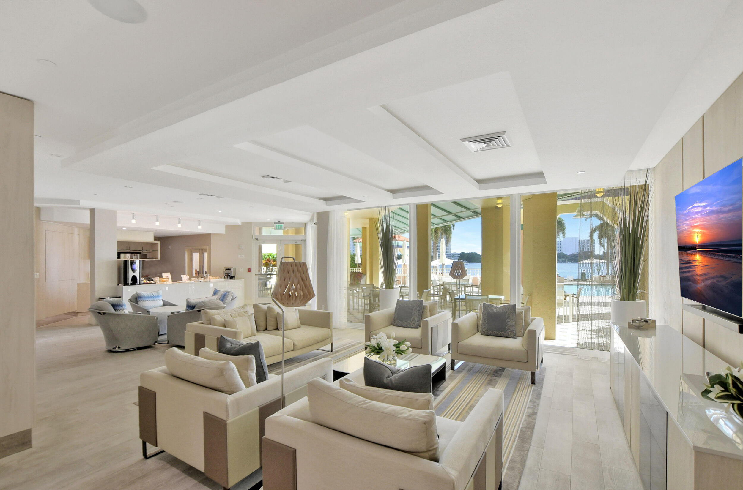 Mizner Tower - Residential