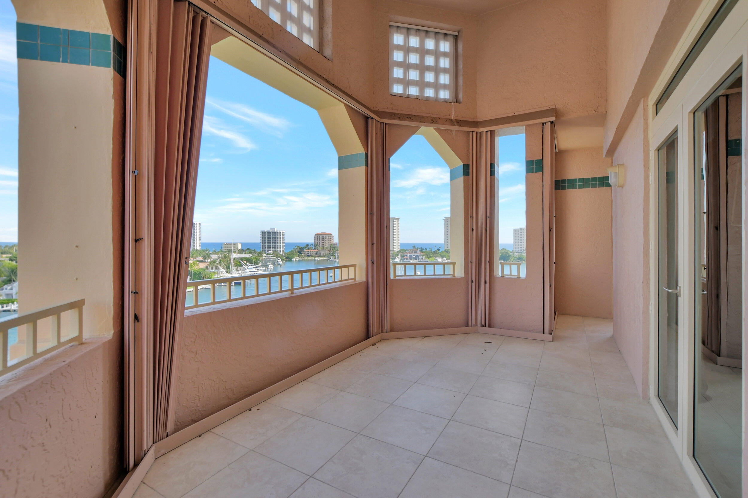 Mizner Tower - Residential
