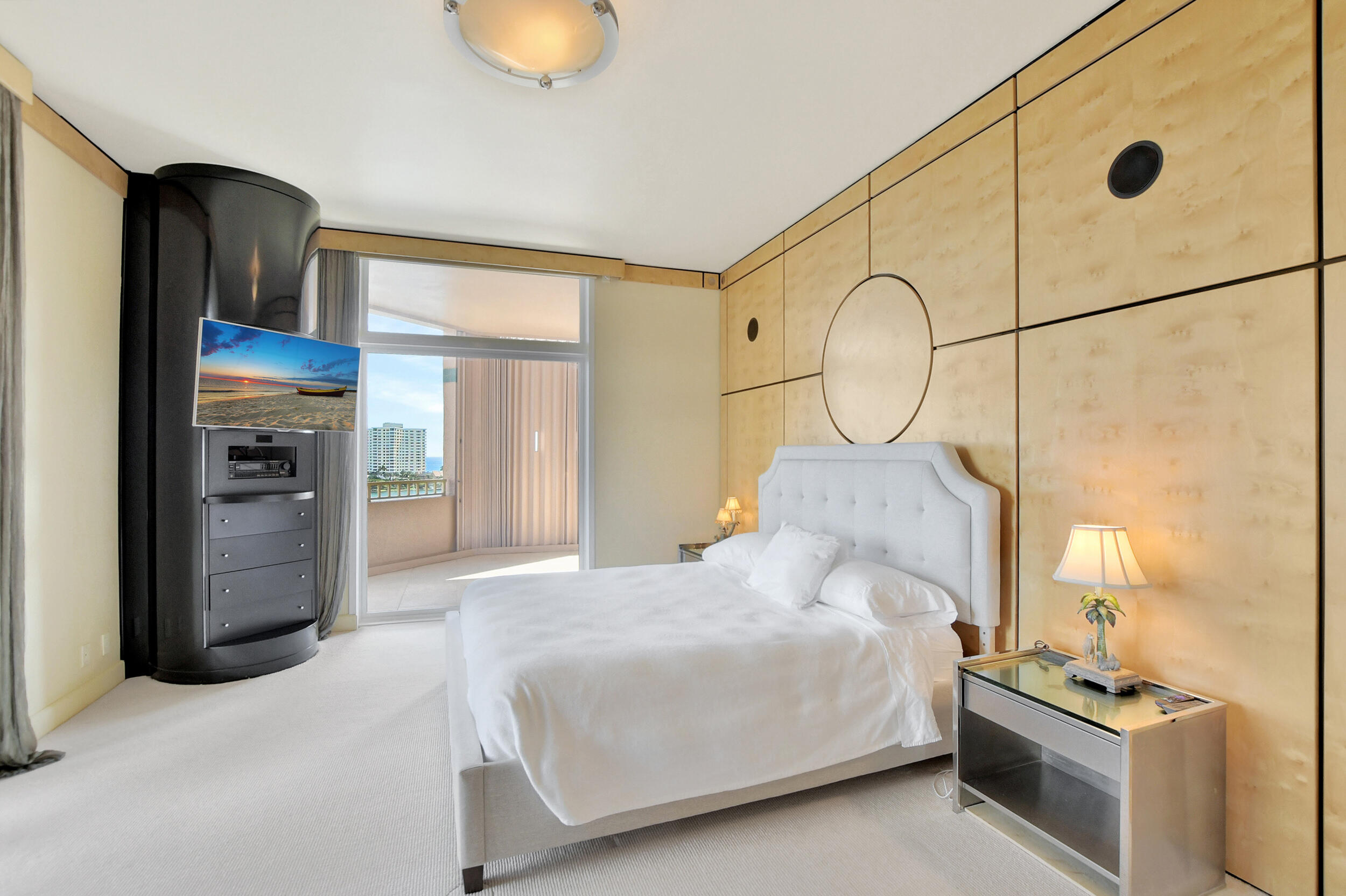 Mizner Tower - Residential