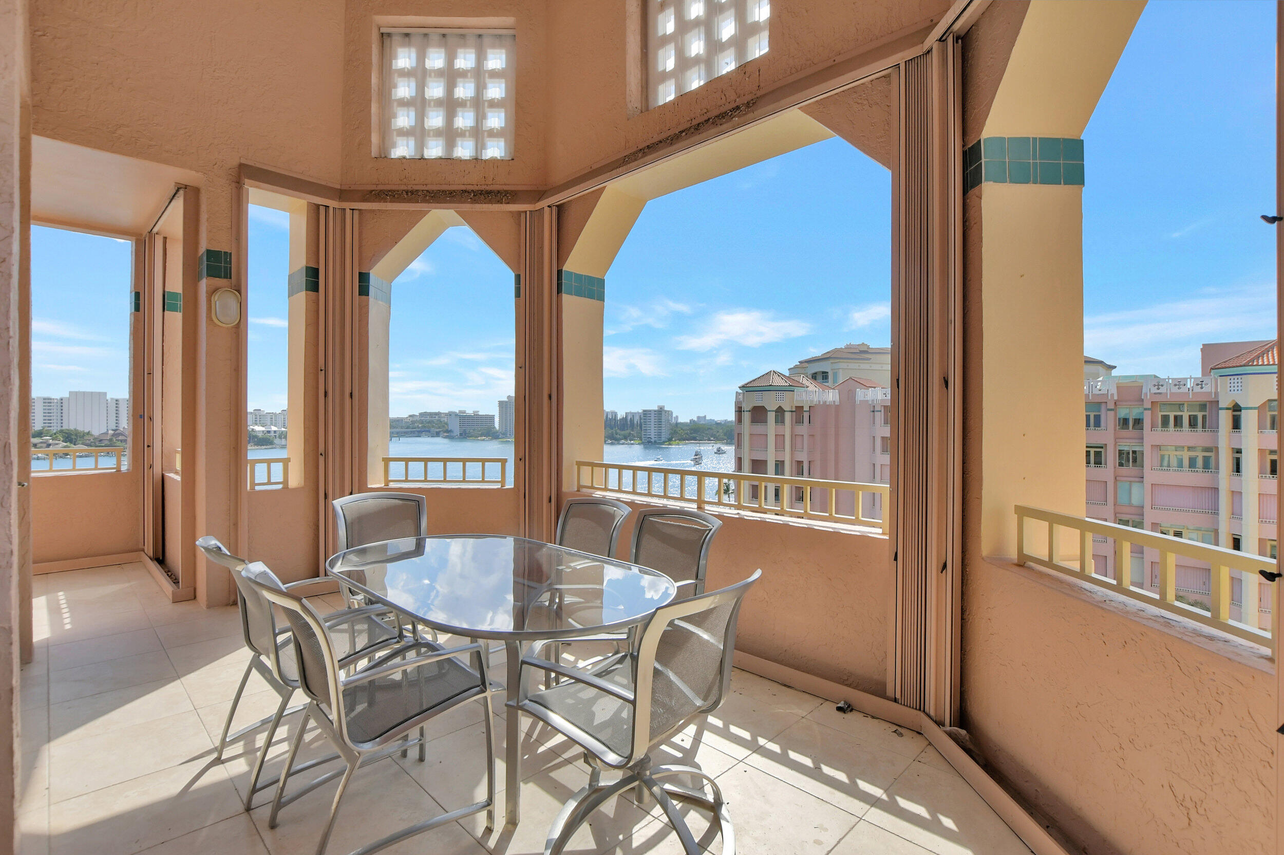 Mizner Tower - Residential