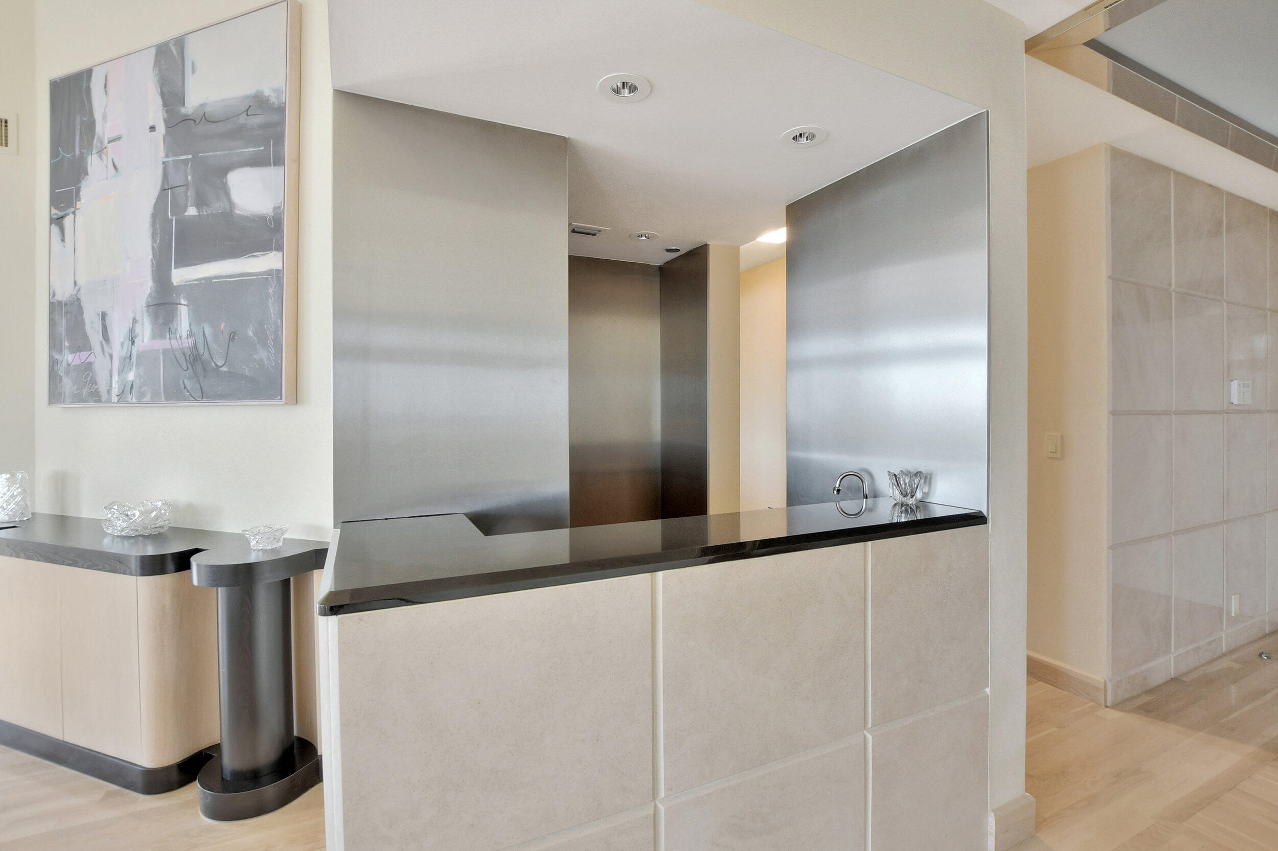 Mizner Tower - Residential