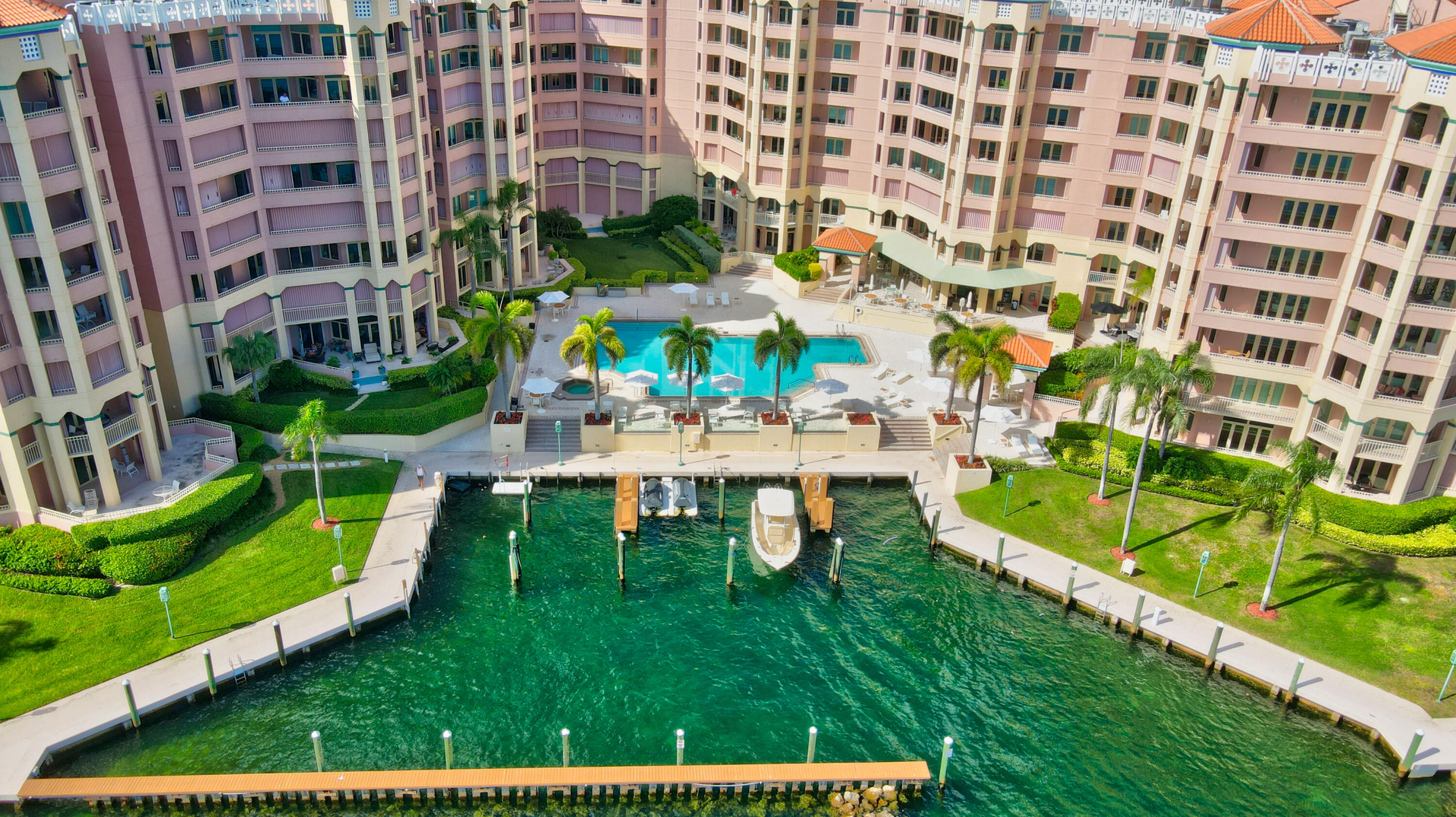 Mizner Tower - Residential