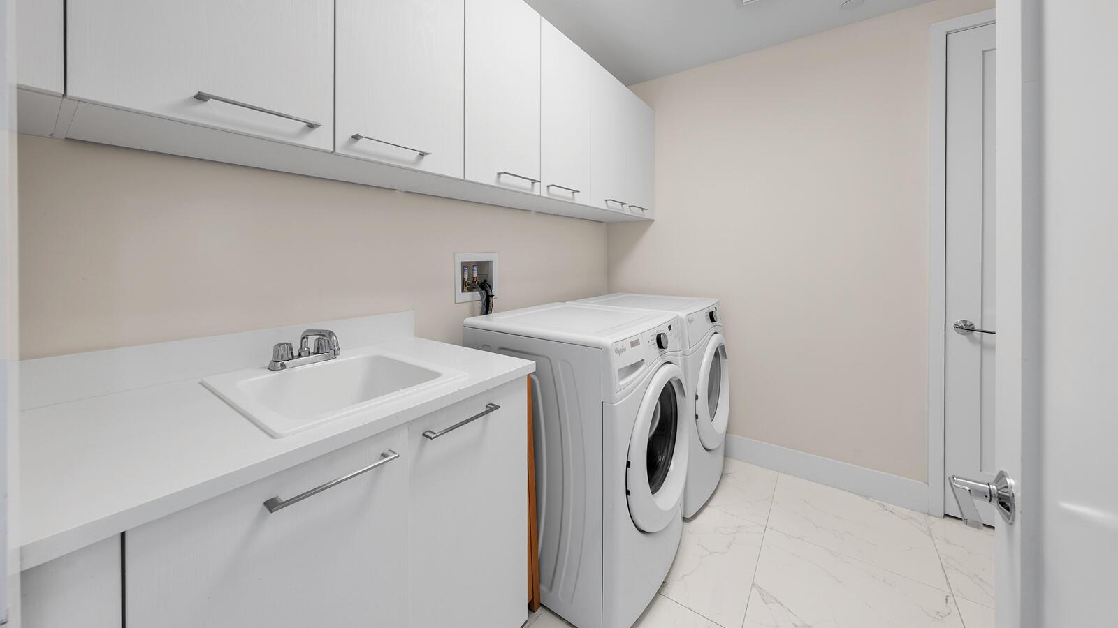 WATER CLUB NORTH PALM BEA - Residential