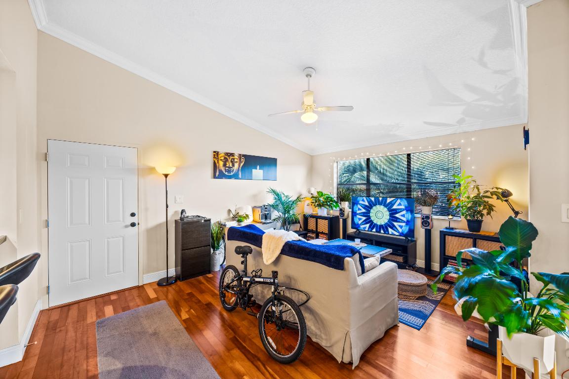 550 S Park Road 31-8