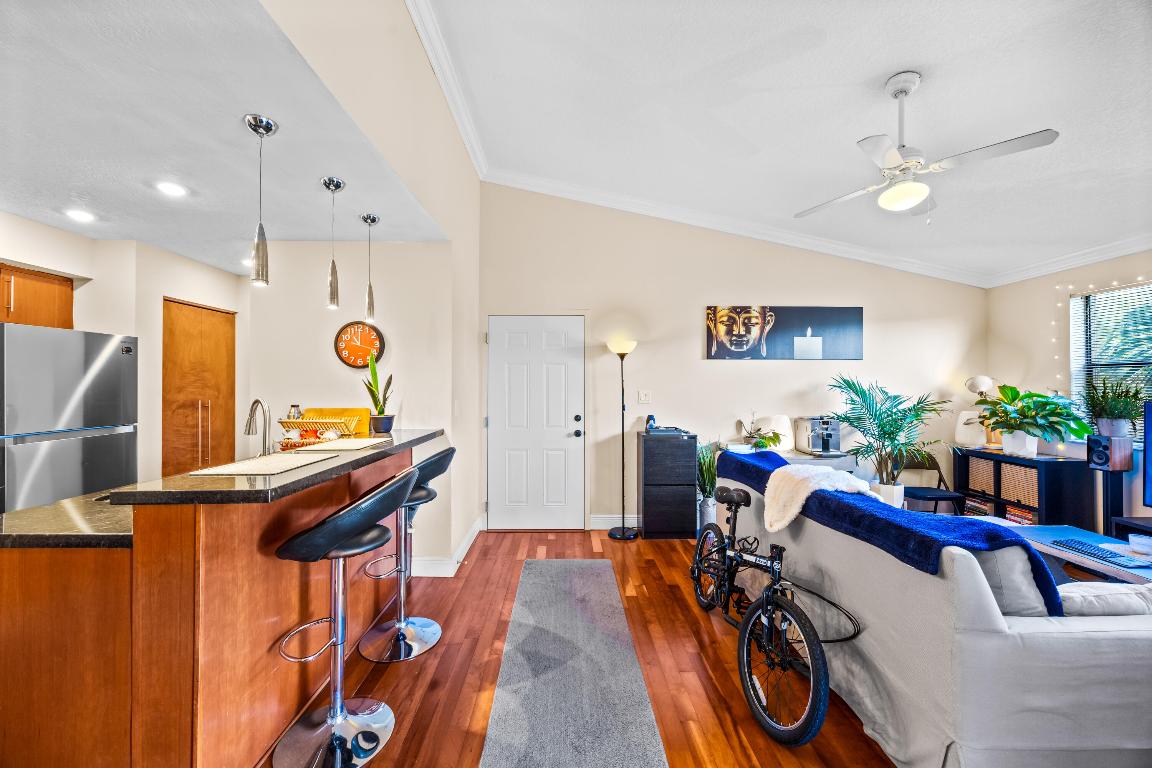 550 S Park Road 31-8