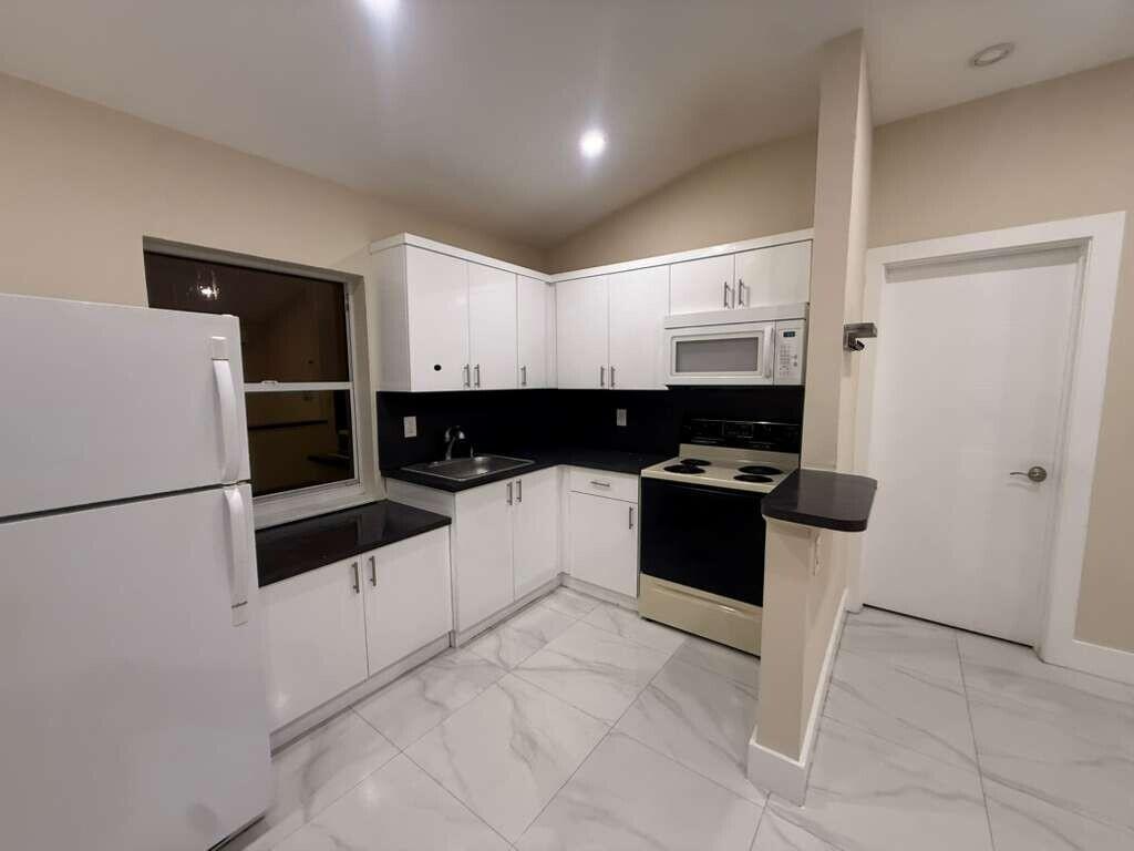 IDEAL HOMES NO 6 - Residential Lease