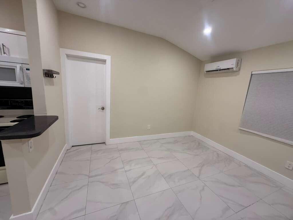 IDEAL HOMES NO 6 - Residential Lease