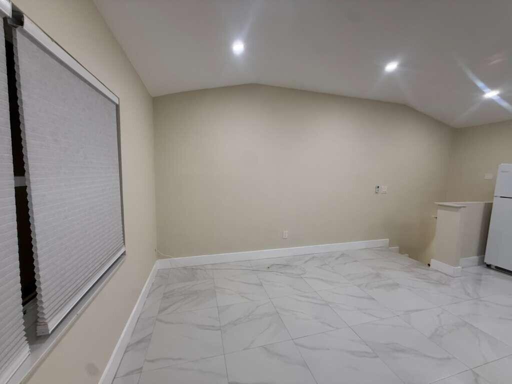 IDEAL HOMES NO 6 - Residential Lease