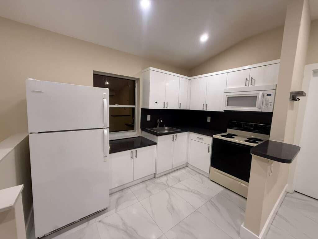 IDEAL HOMES NO 6 - Residential Lease