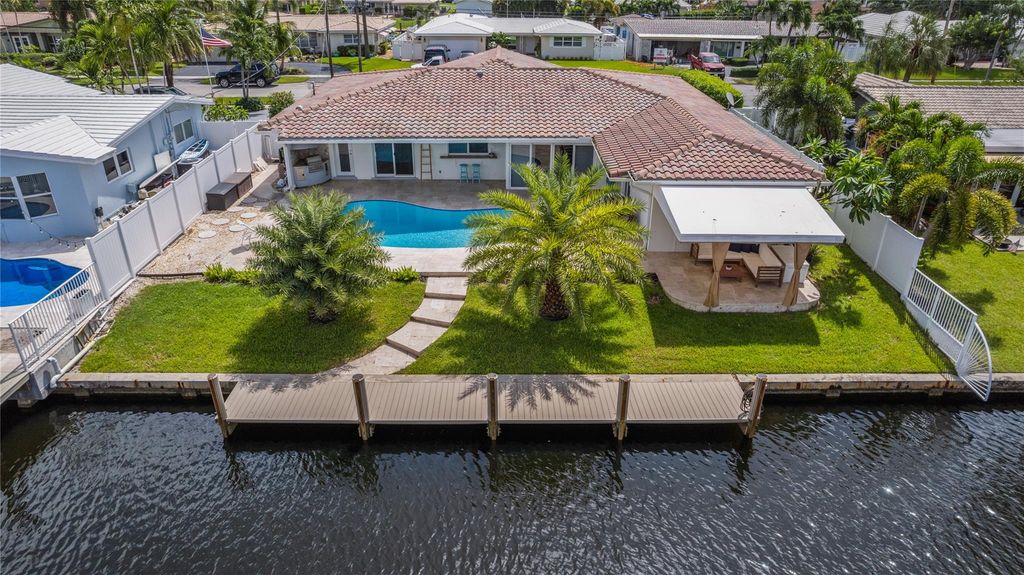 Photo of 6251 NE 20th Ter, Fort Lauderdale, FL 33308 (MLS # F10394994)