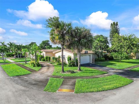 A home in Lauderdale Lakes