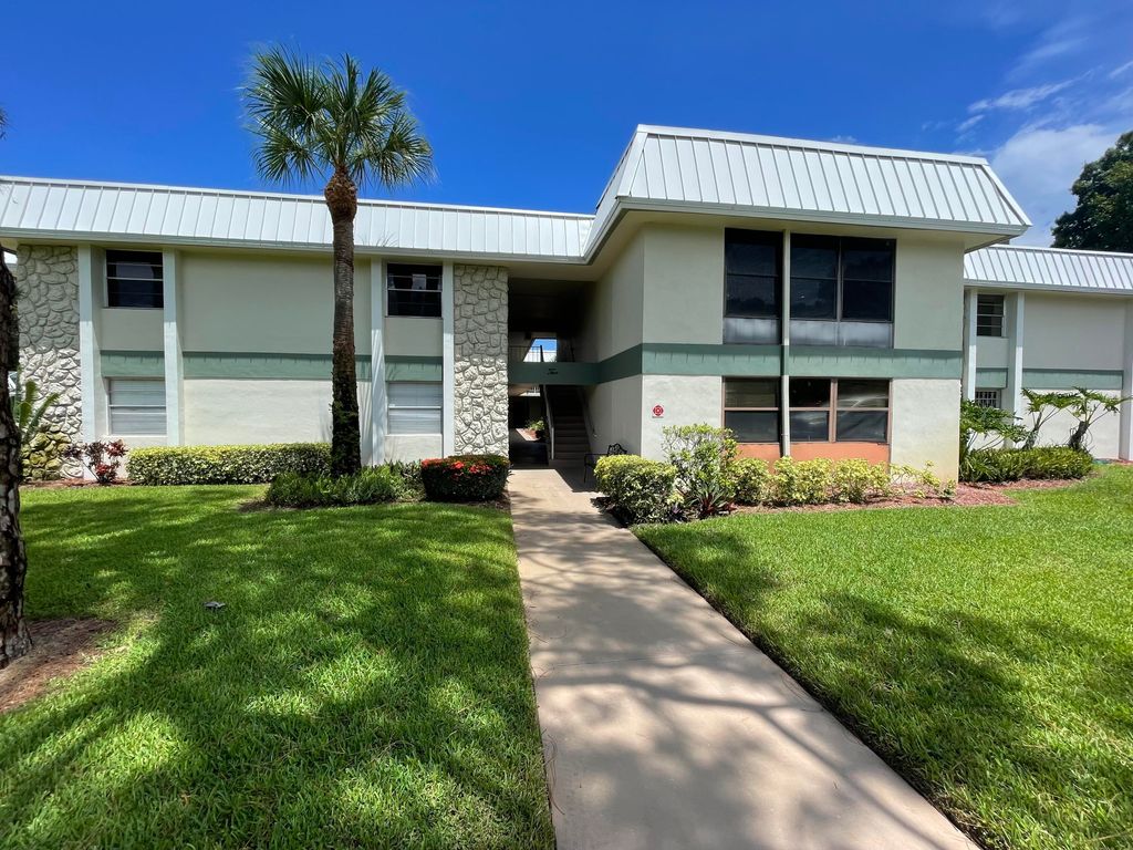 Photo of 2302 Sunrise Boulevard #2-108, Fort Pierce, FL 34982 (MLS # R10816534)