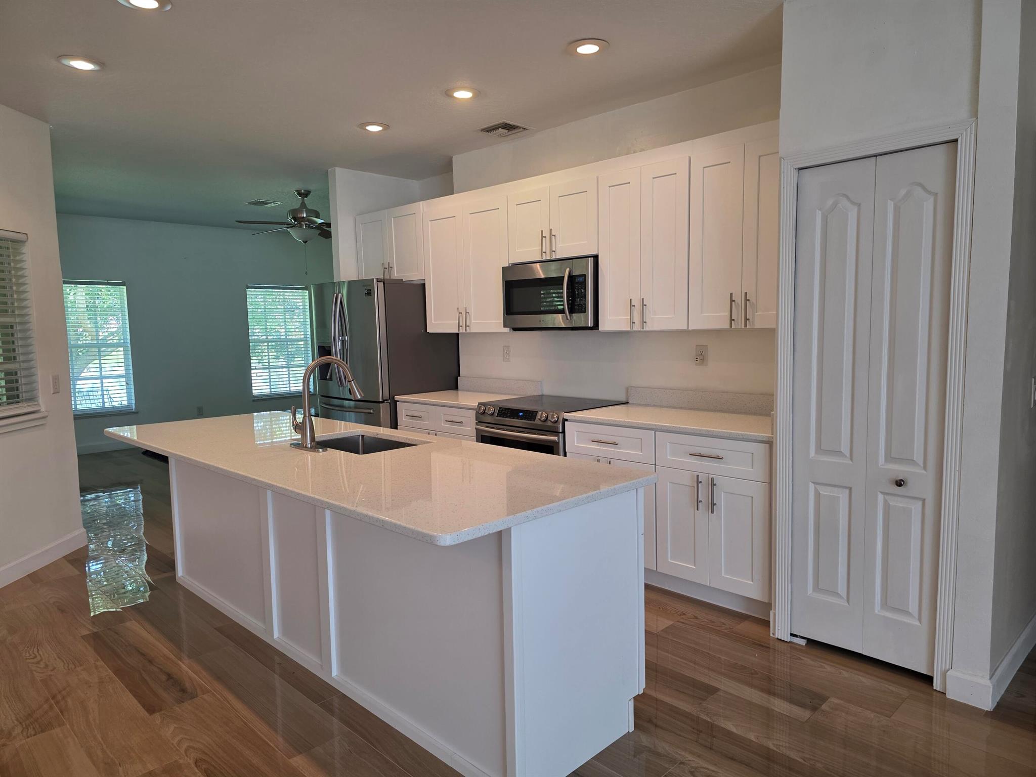 OLEANDER PINES - Residential