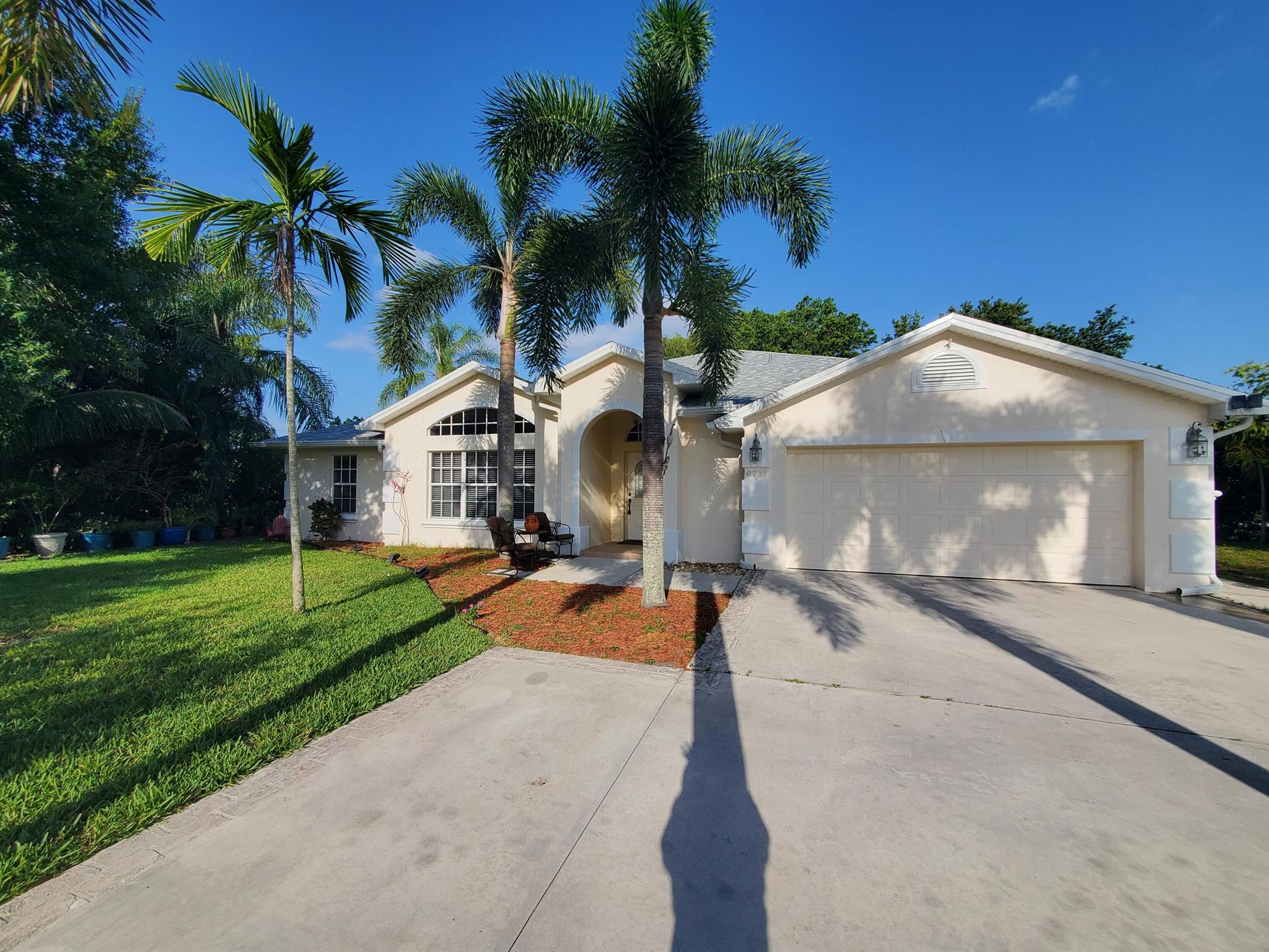 OLEANDER PINES - Residential