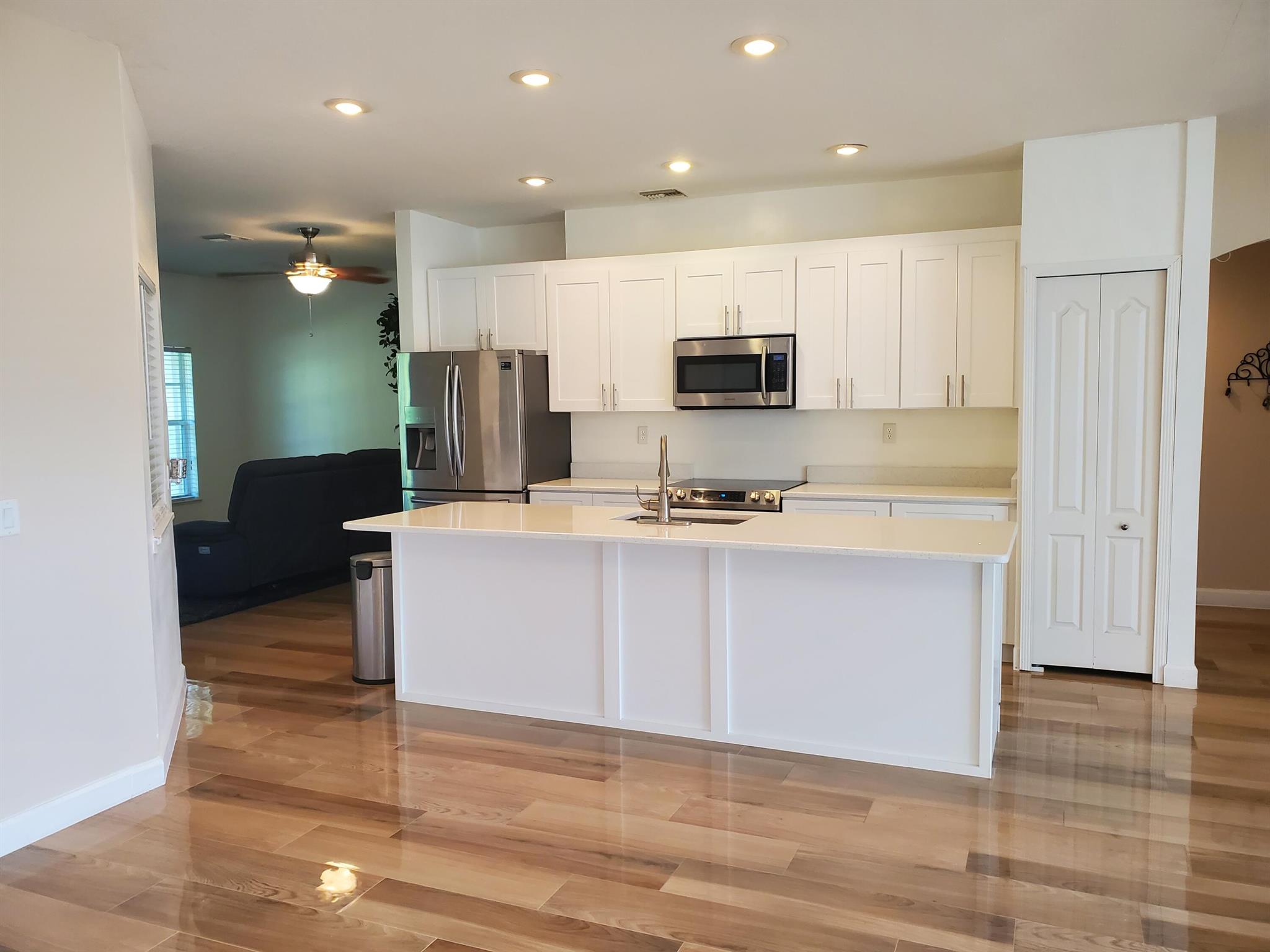 OLEANDER PINES - Residential