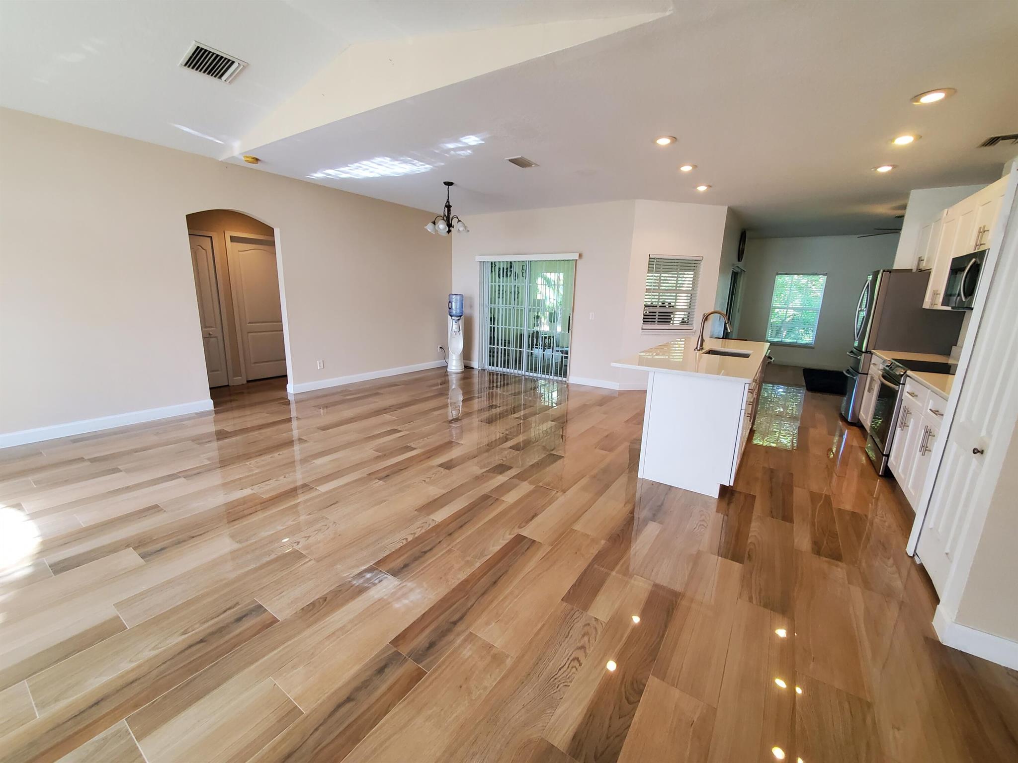 OLEANDER PINES - Residential