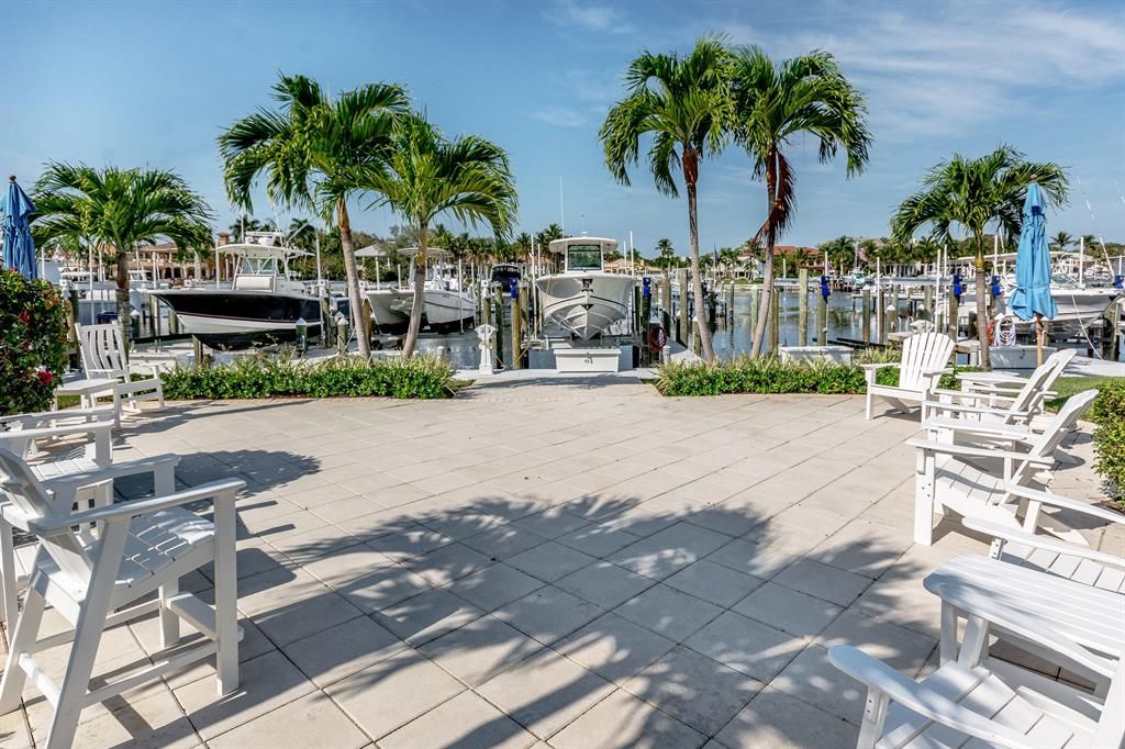 Photo of 333 Bay Colony Drive N #333, Juno Beach, FL 33408 (MLS # R10829022)