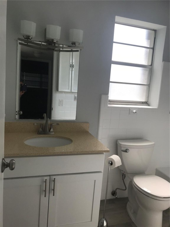 PARADISE GARDENS CONDO NO - Residential Lease