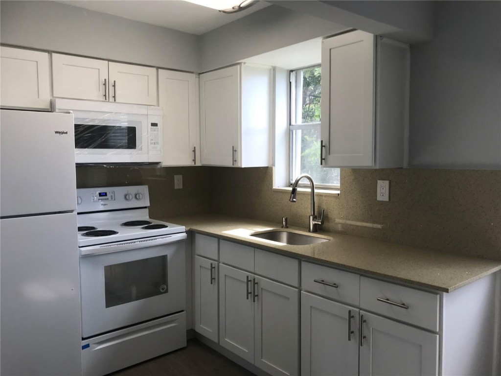 PARADISE GARDENS CONDO NO - Residential Lease